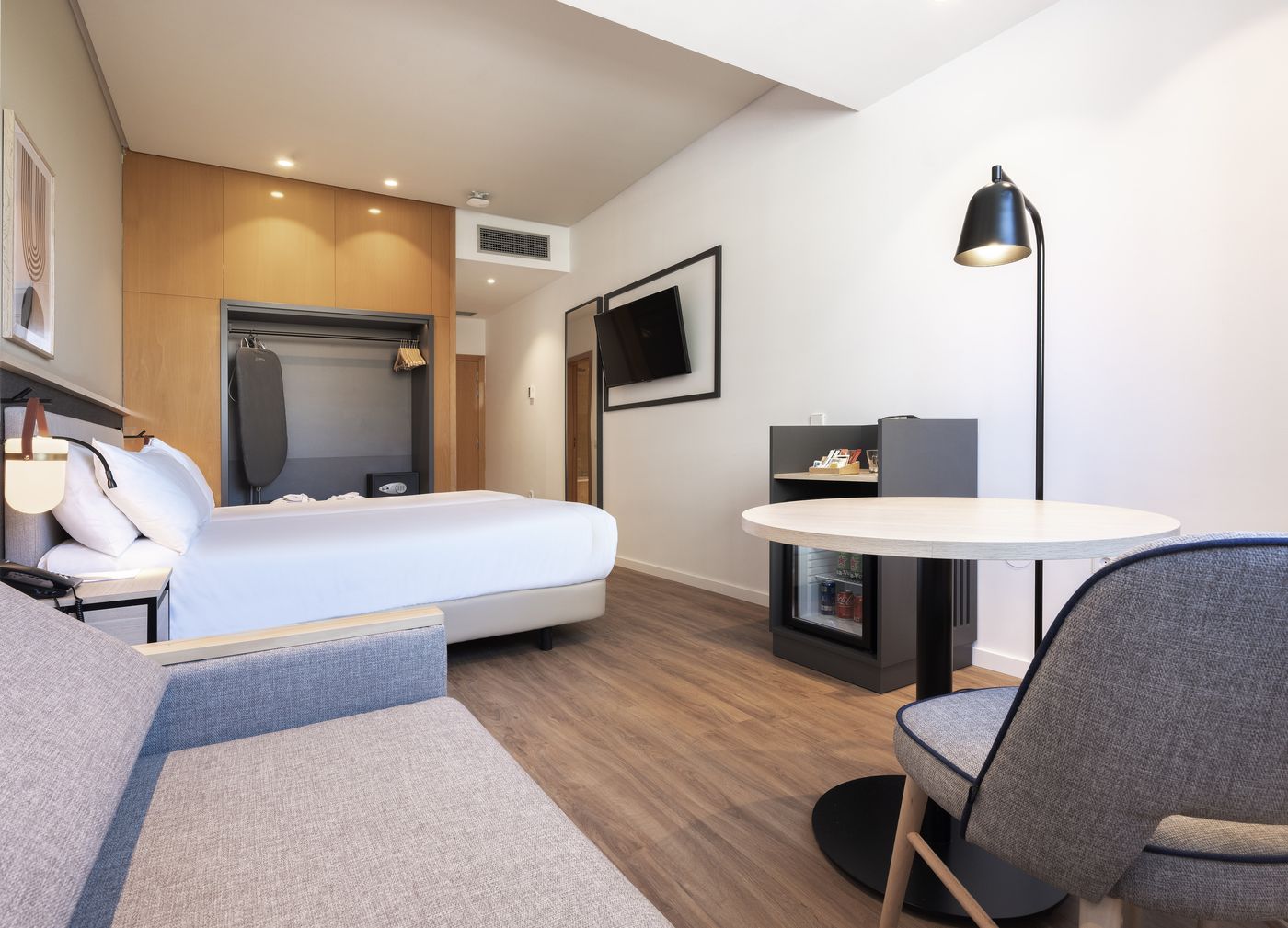 Málaga Alameda Centro Affiliated by Melia-Spain-MALAGA-Room-1