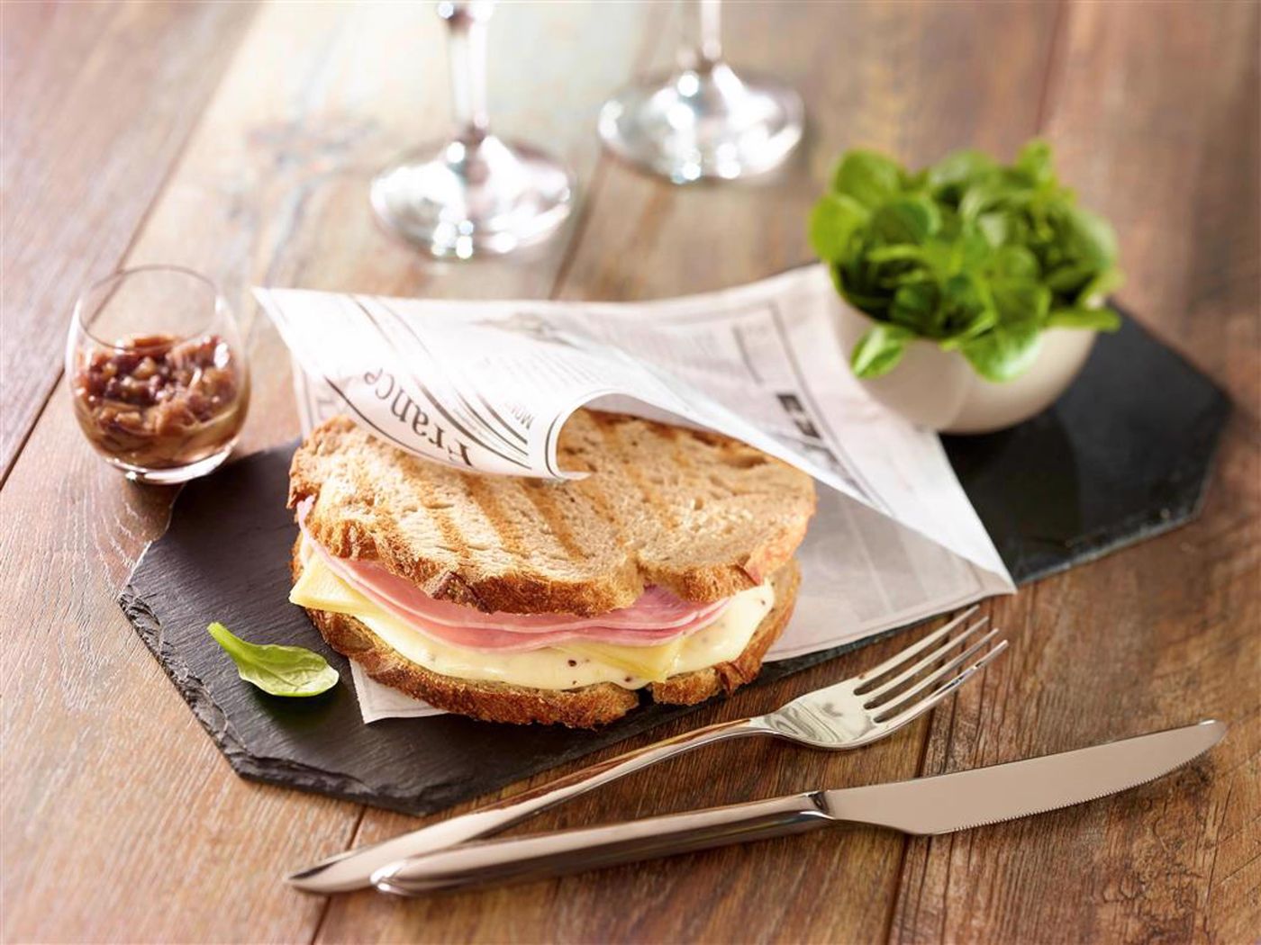 Ibis-Paris-Gare-du-Nord-Chateau-Landon-10th-Hotel-Bar-39