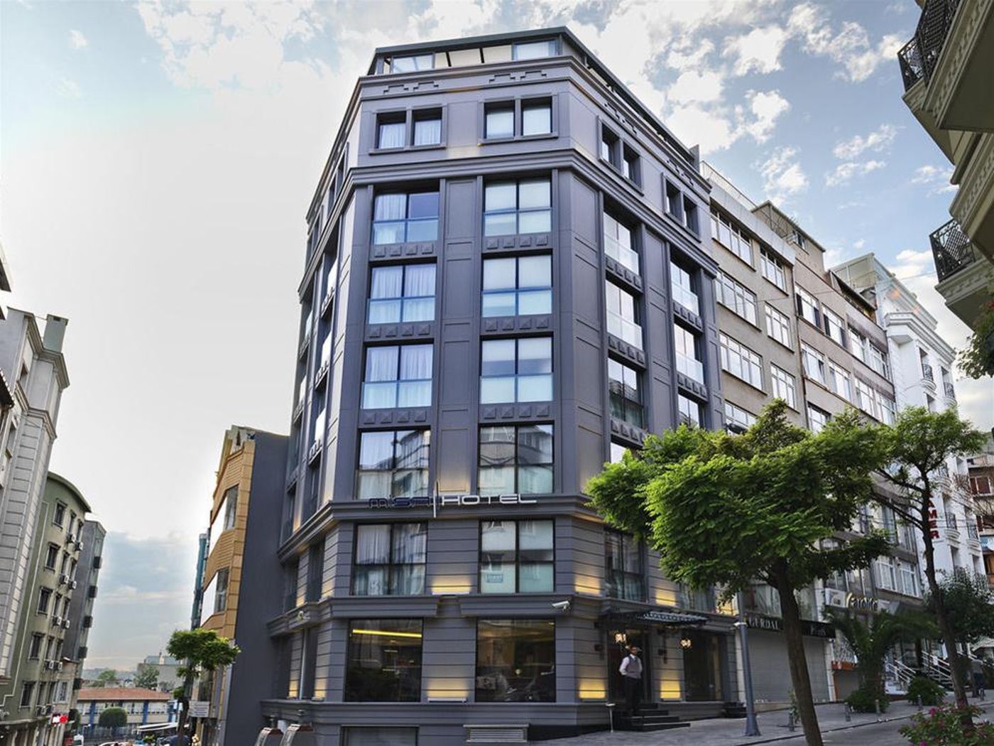 Misa-Hotel-General-view-4