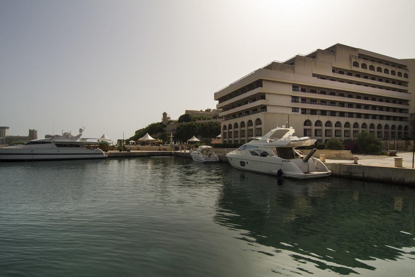 Excelsior-Grand-Hotel-Sports-and-Entertainment-15