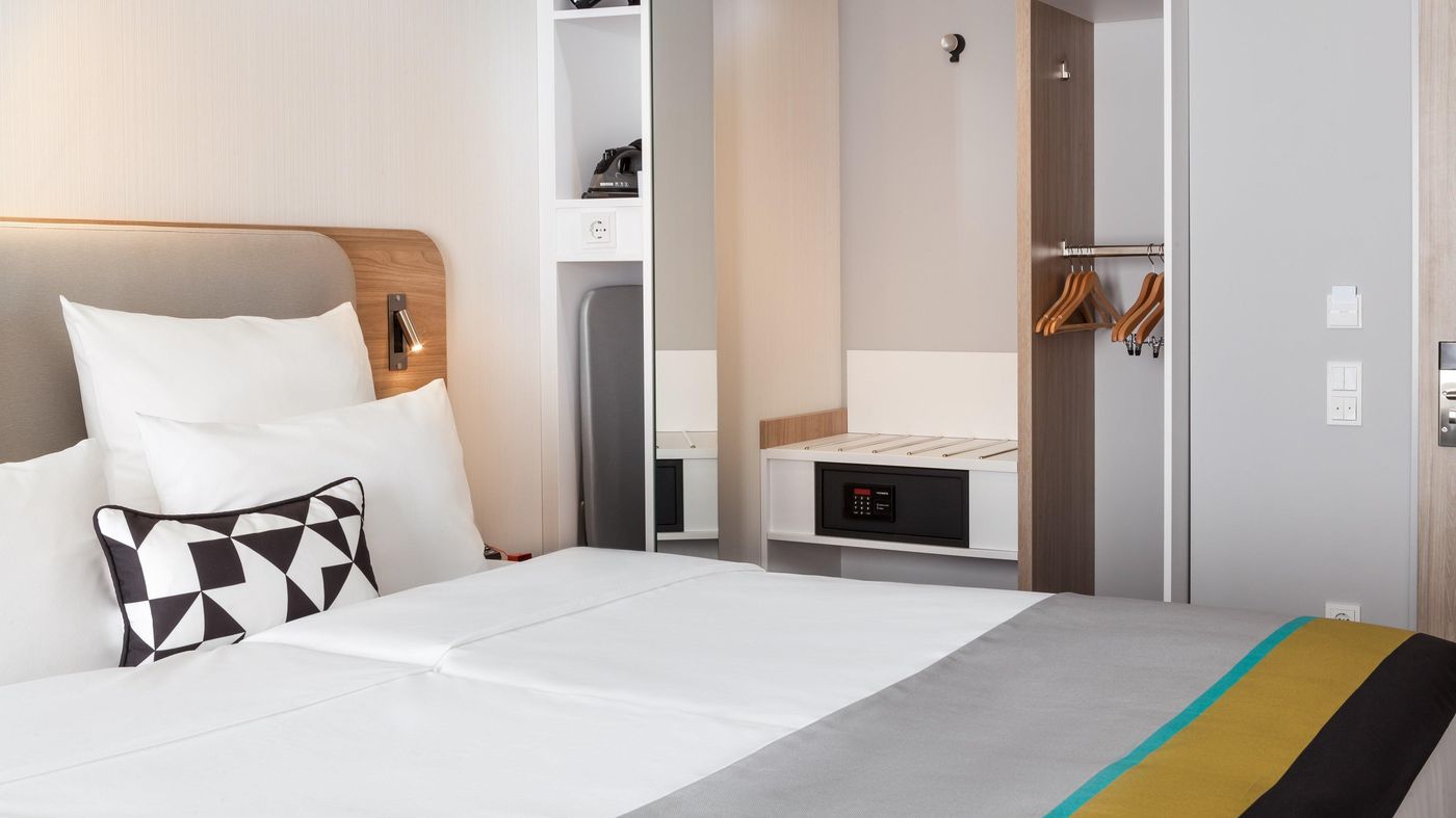 Holiday-Inn-Express-Munich-City-East-Room-46