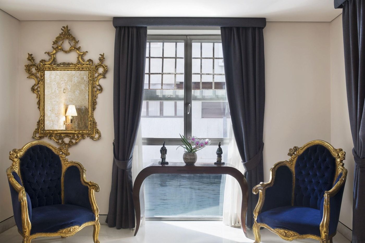 Ca--Nigra-Lagoon-Resort-Room-34