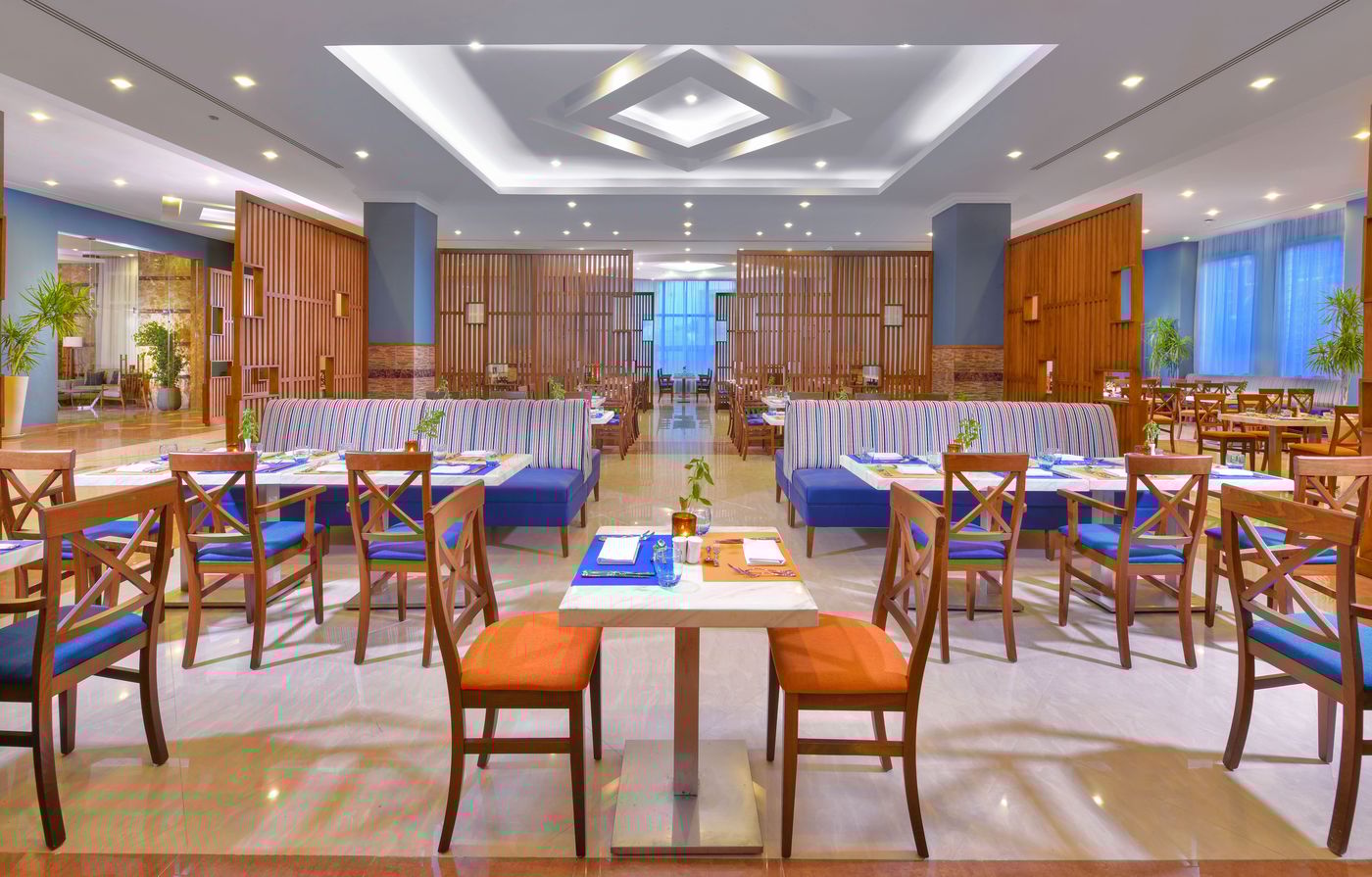 Sol y Mar Soma Beach  