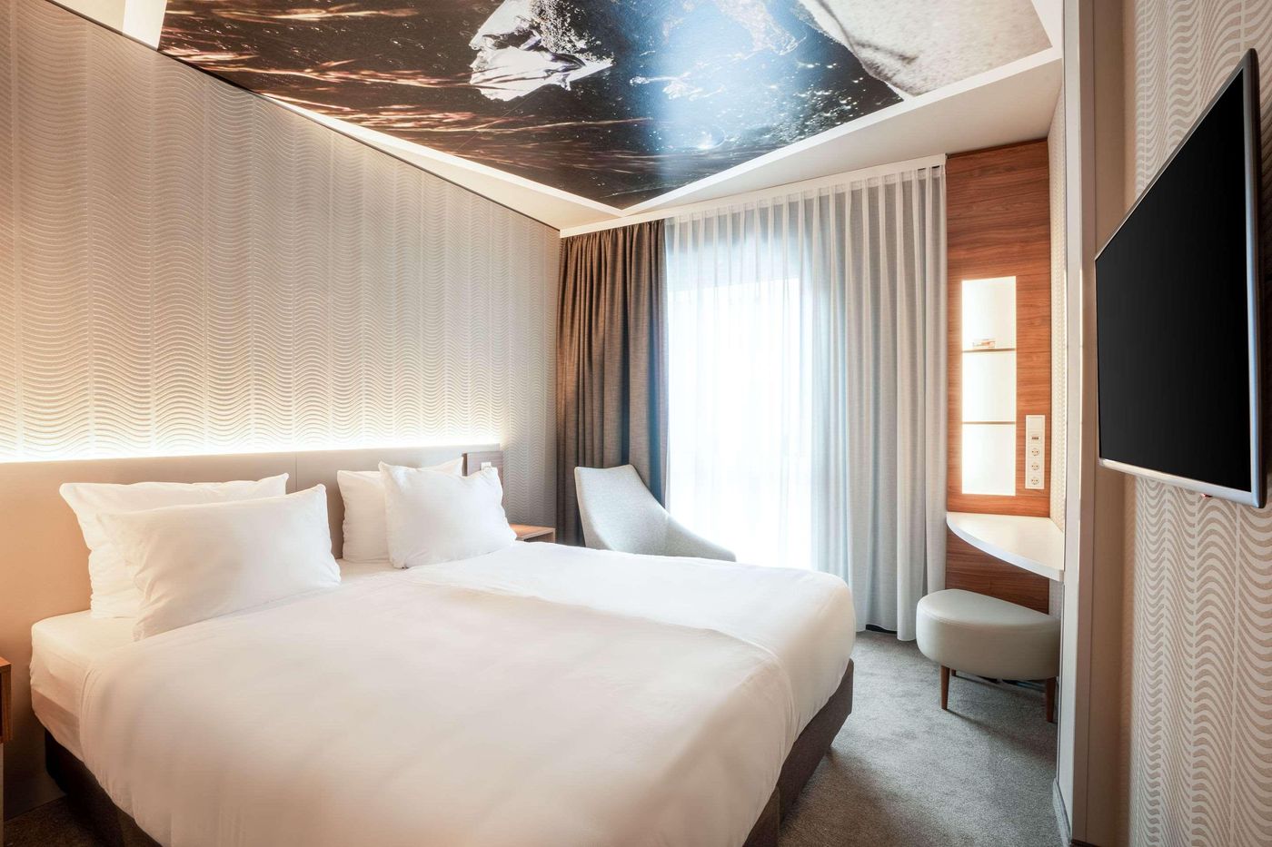 Hey-Lou-Hotel-Monheim-am-Rhein-Room-5