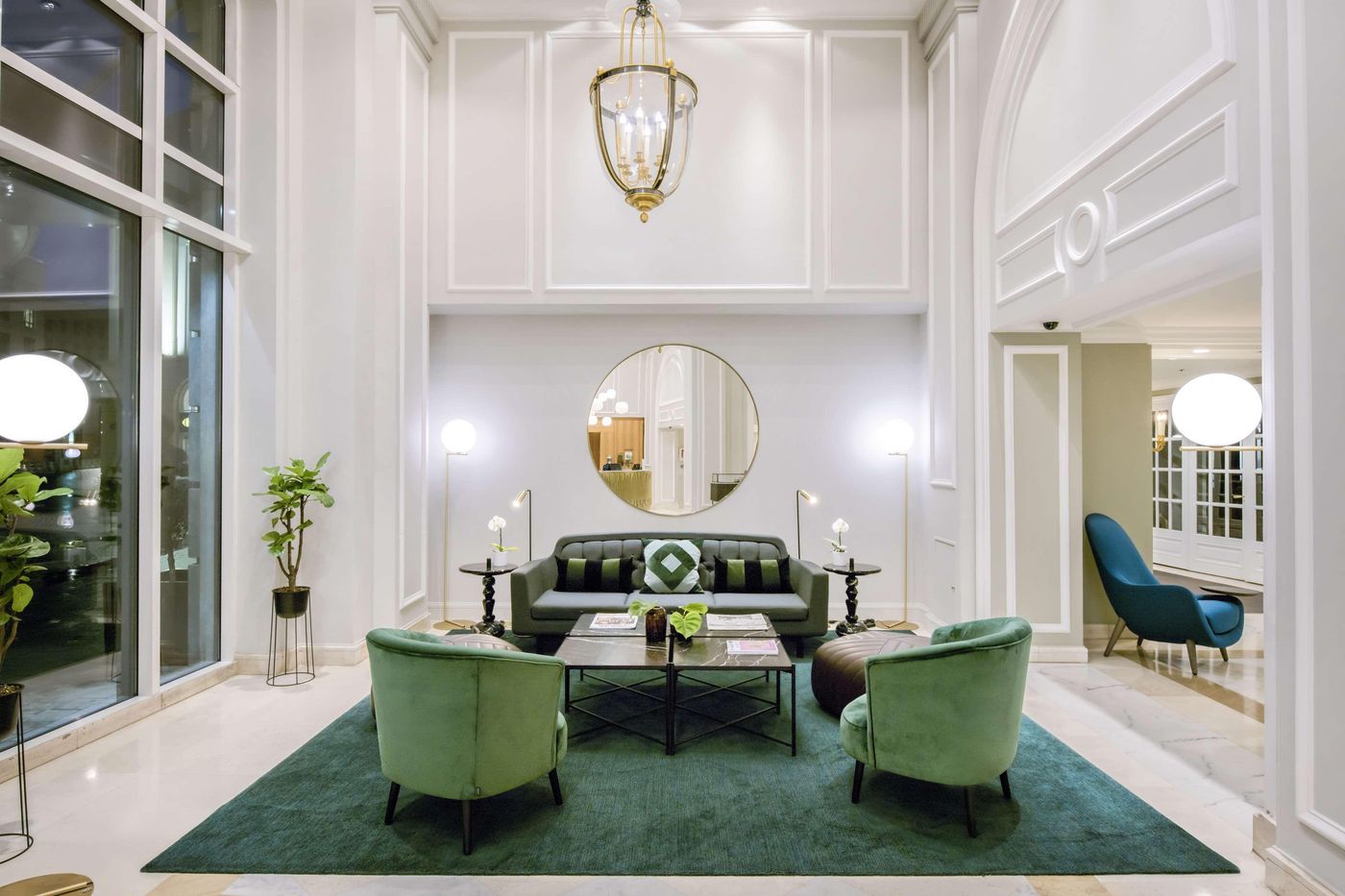 Hilton-Brussels-Grand-Place-Lobby-1