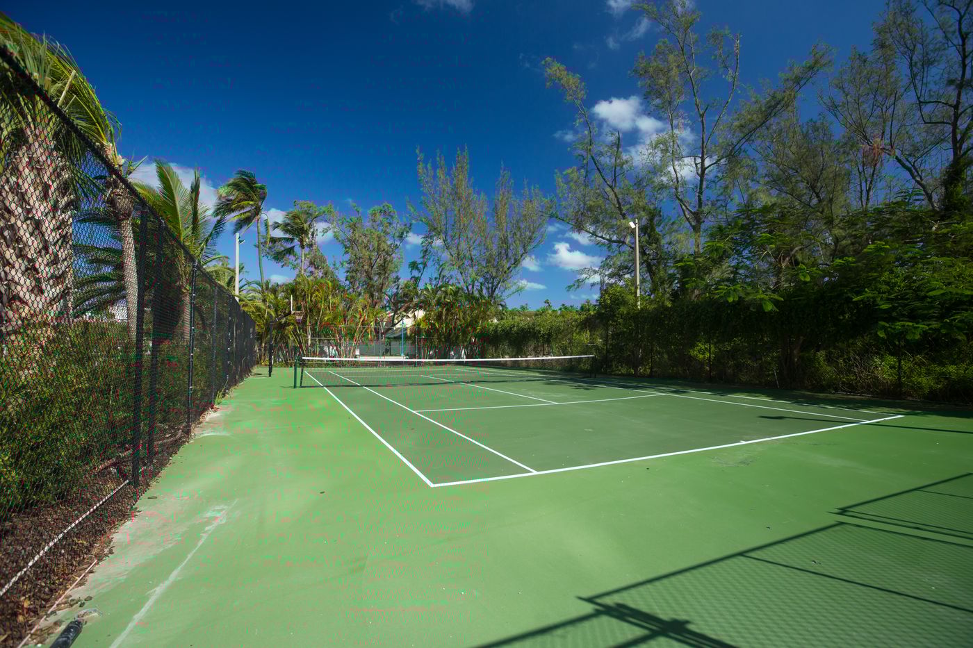 Warwick-Paradise-Island-Bahamas-Sports-and-Entertainment-12