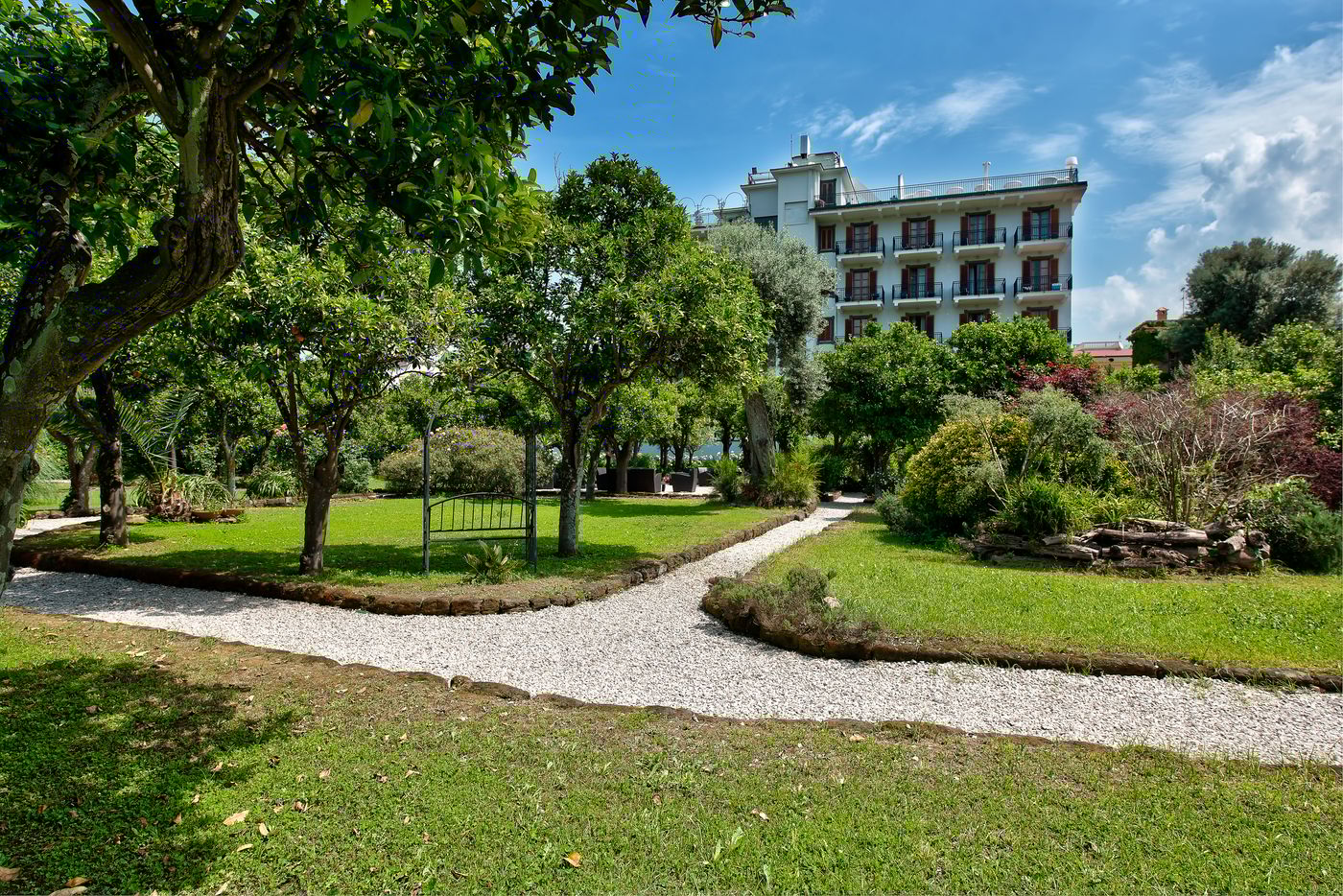 Majestic-Palace-General-view-6