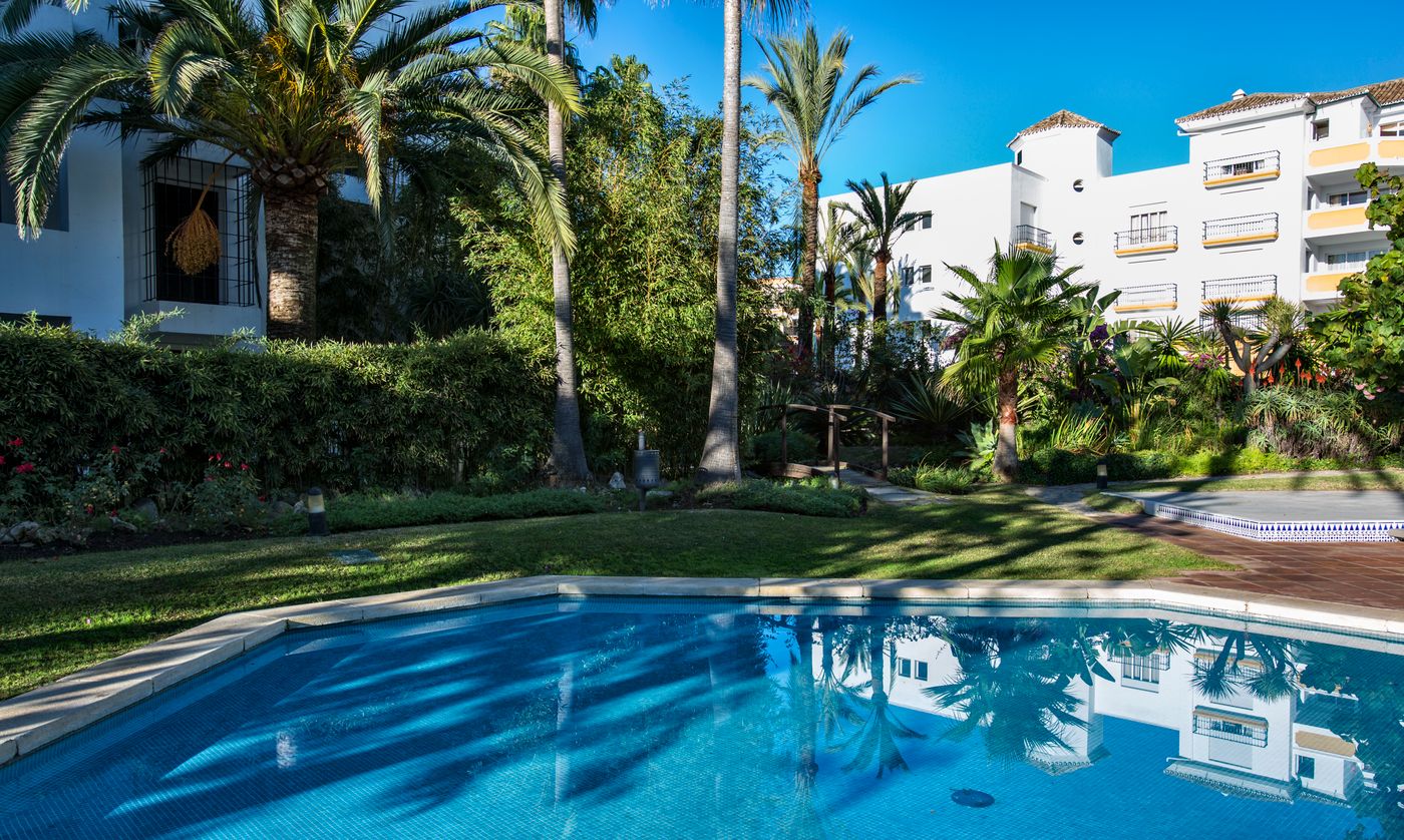 Ona-Alanda-Club-Marbella-Pool-8