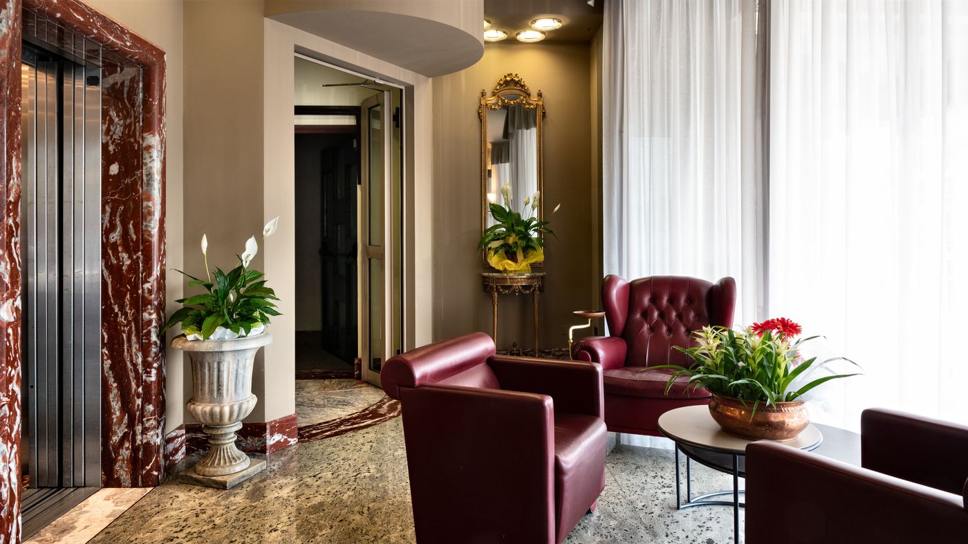 Sunflower-Hotel-Lobby-2