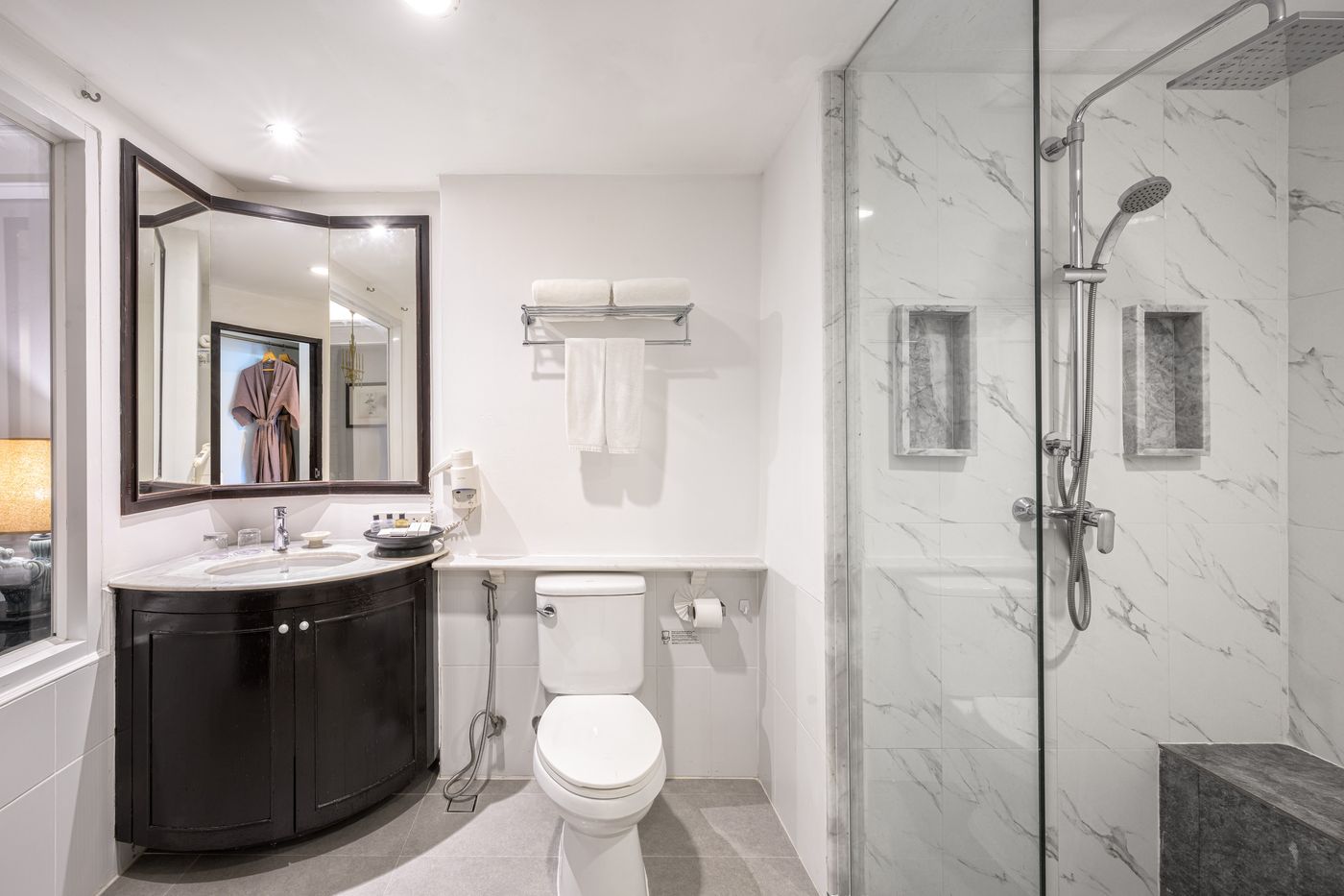 Thavorn-Palm-Beach-Resort-Room-57