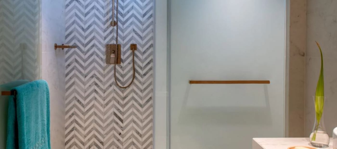 Summer-Palace-Room-32