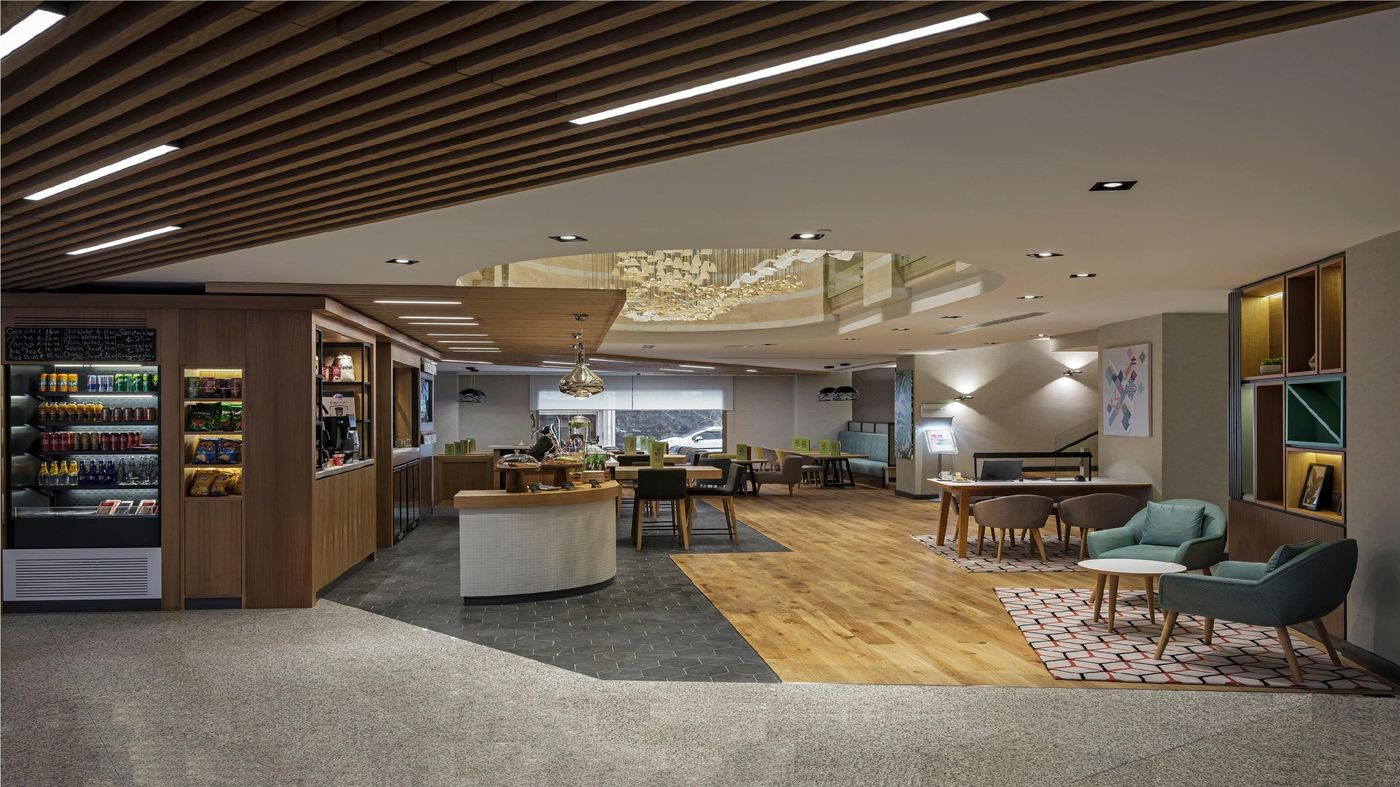 Holiday-Inn-Istanbul-Old-City-Bar-4