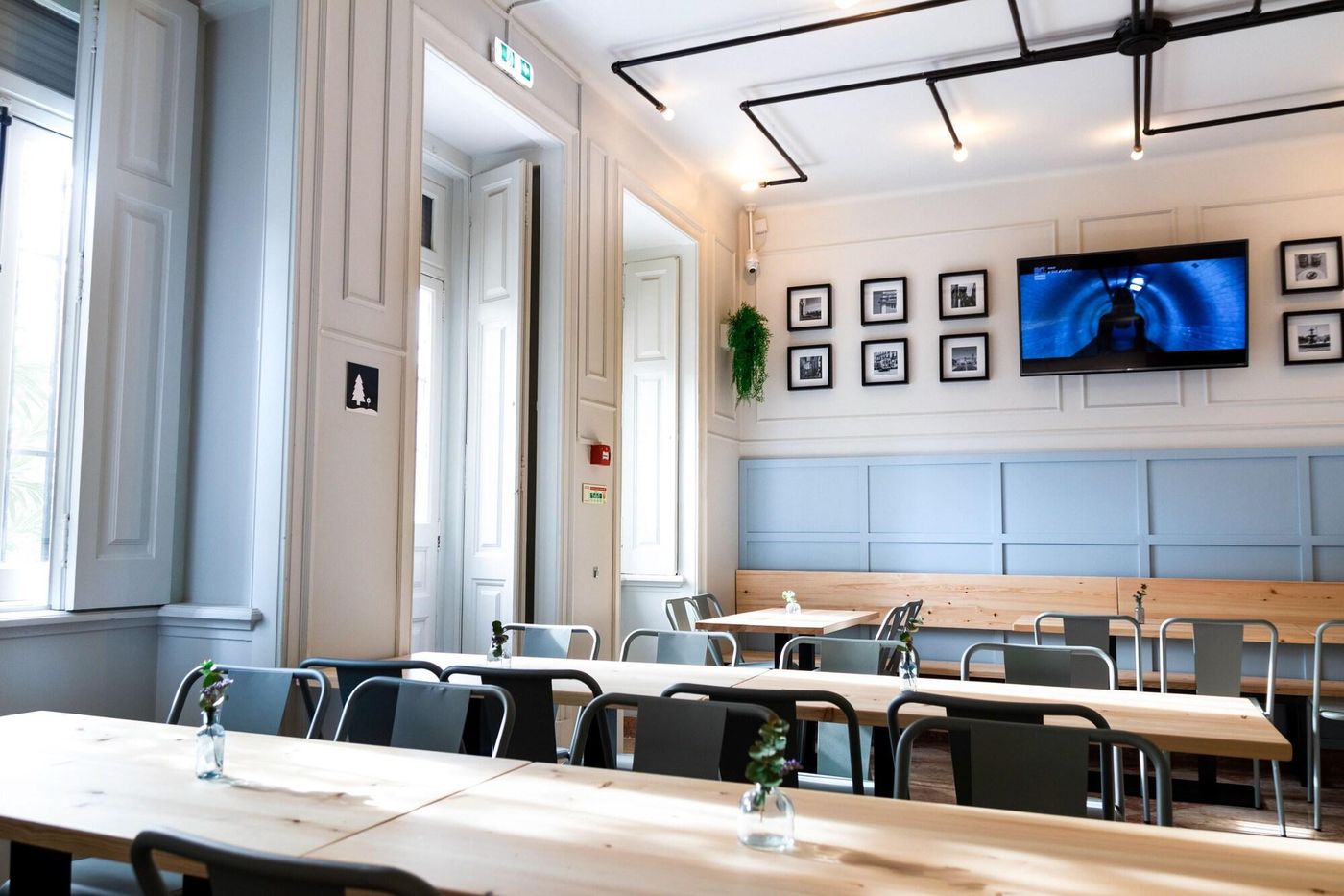 Sant Jordi Hostels Lisbon-Portugal-LISBON-Restaurant-4