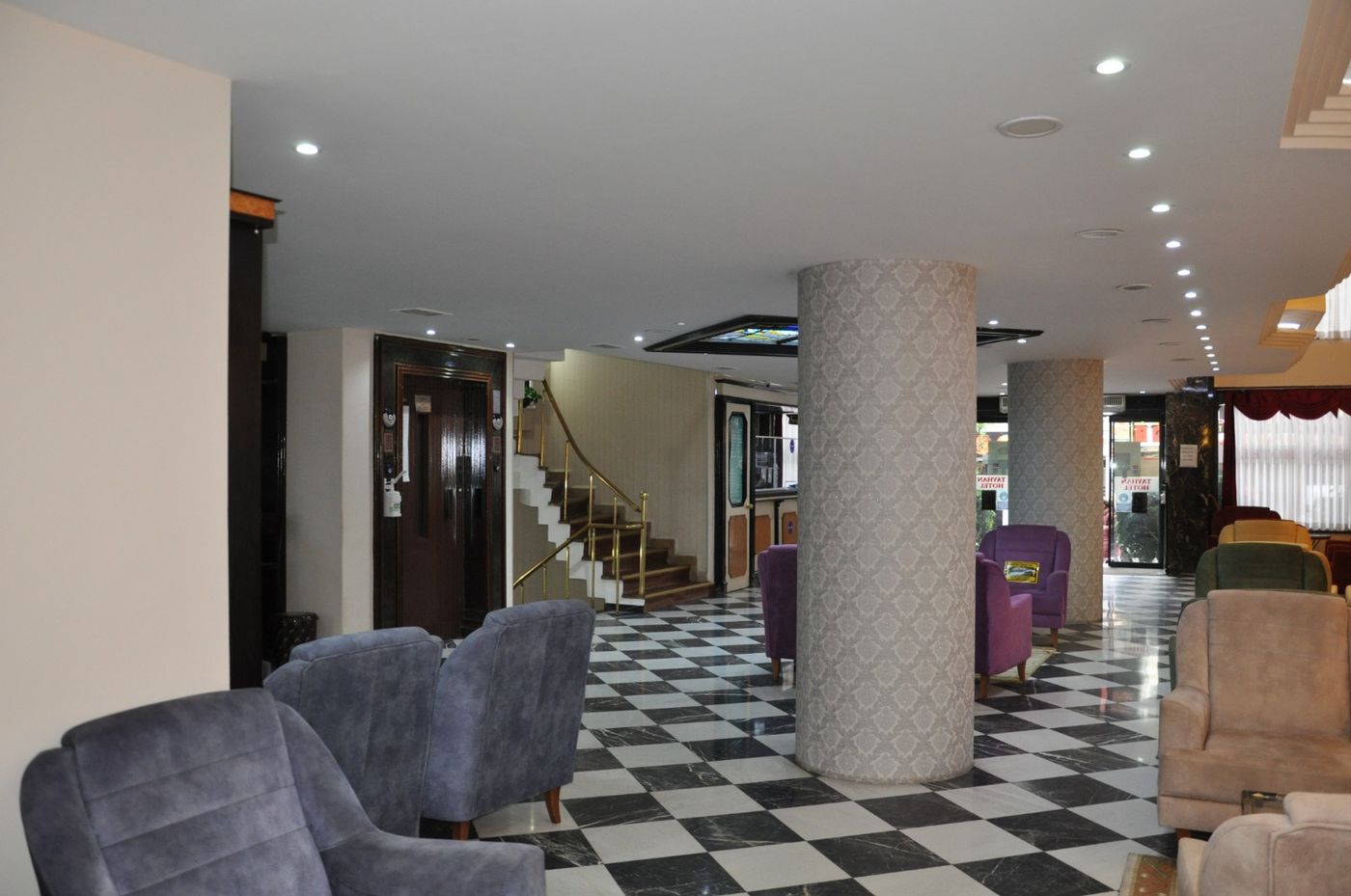 Tayhan-Hotel-Lobby-13