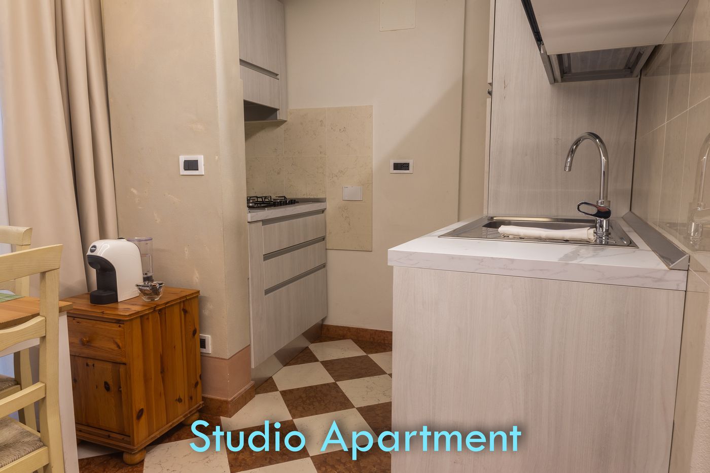 Santo Stefano Apartments- BolognaRooms - Italy - Bologna - Room - 4