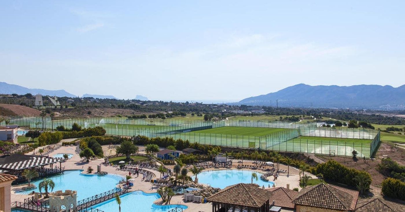 Melia-Villaitana-Sports-and-Entertainment-21