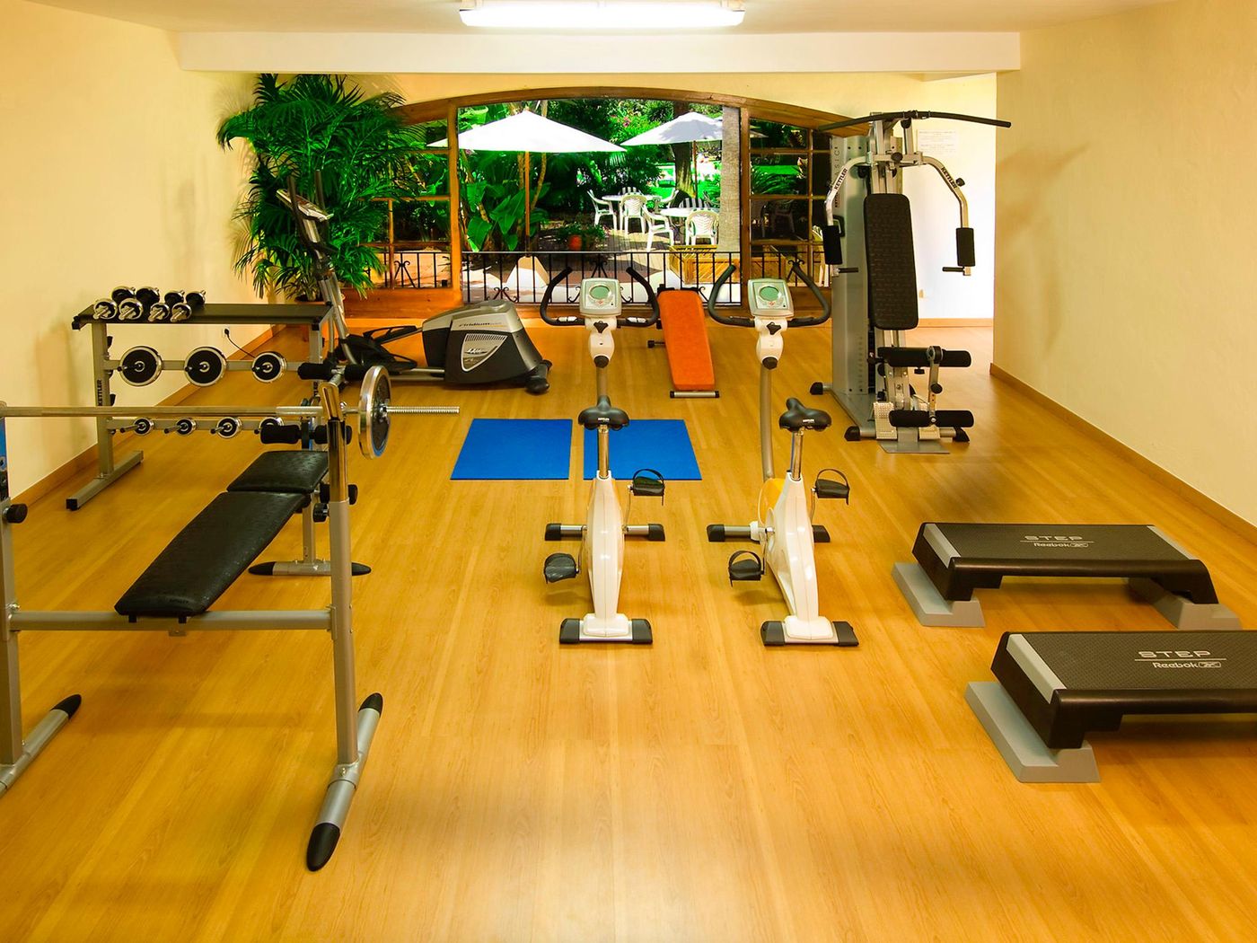 Bluebay-Banus-Sports-and-Entertainment-62