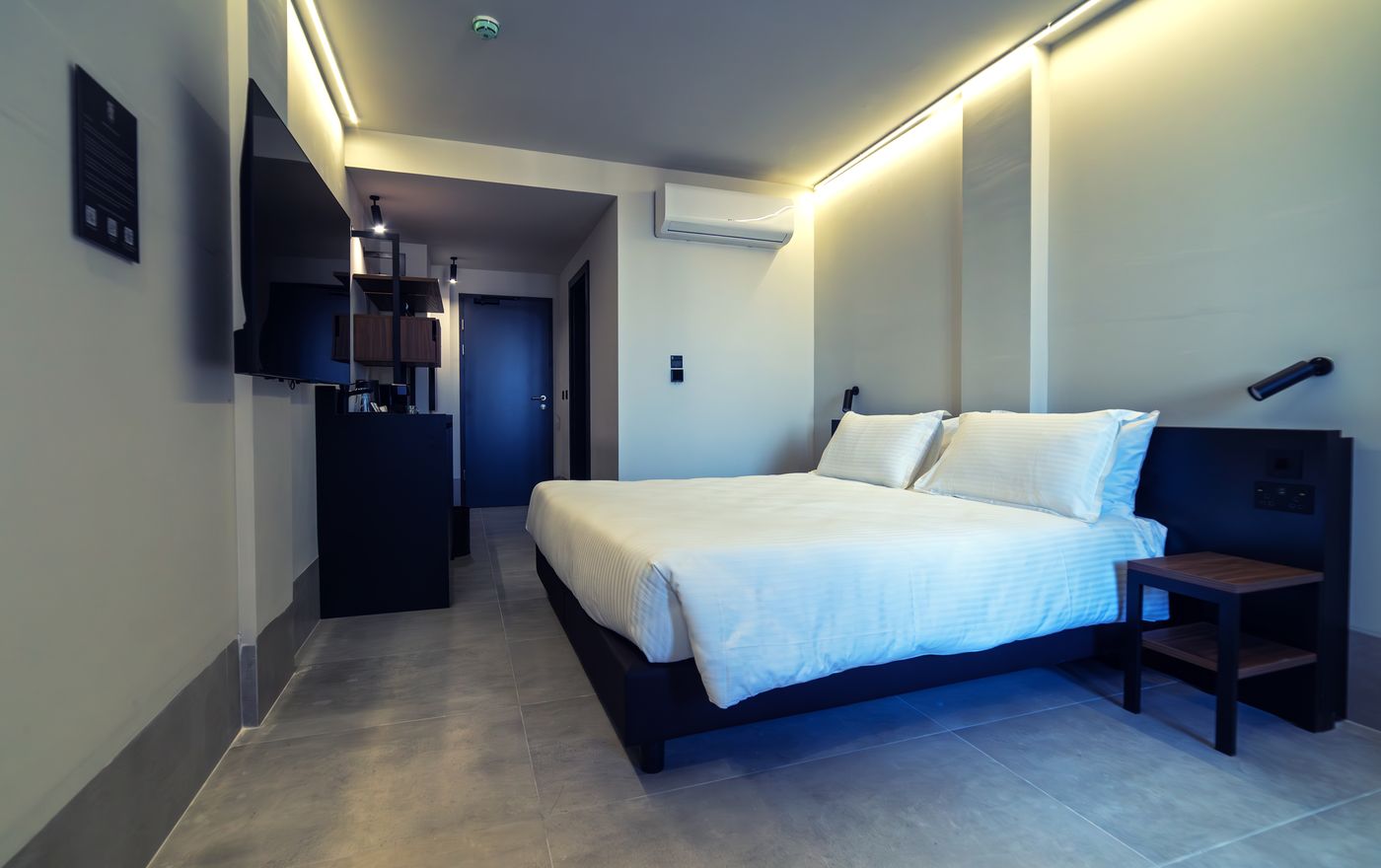ONYX-HOTEL-Room-8
