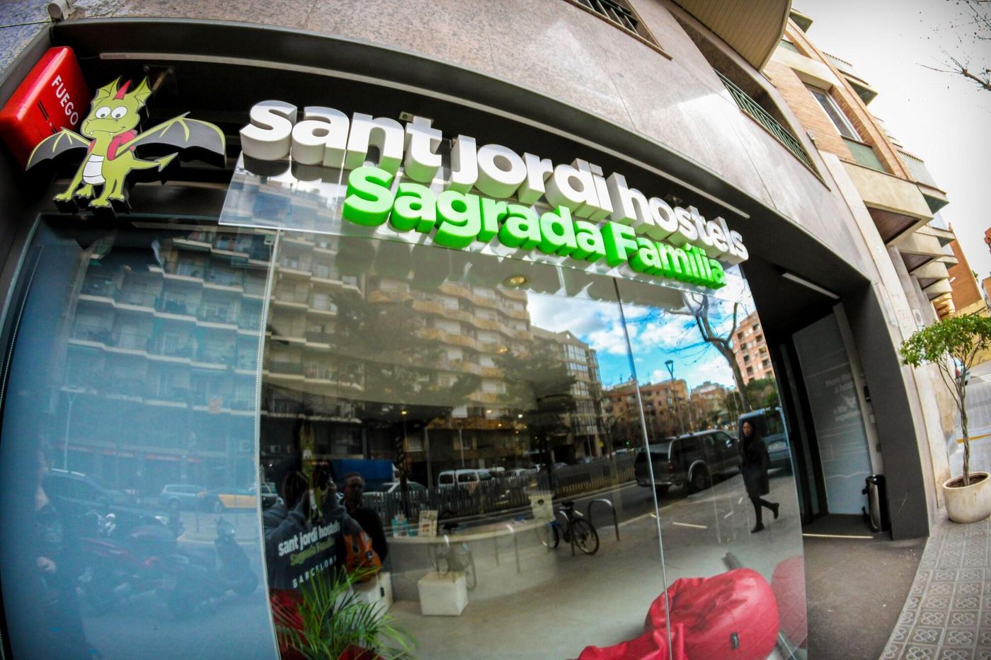 Sant Jordi Sagrada Familia Hostel-Spain-BARCELONA-General view-2