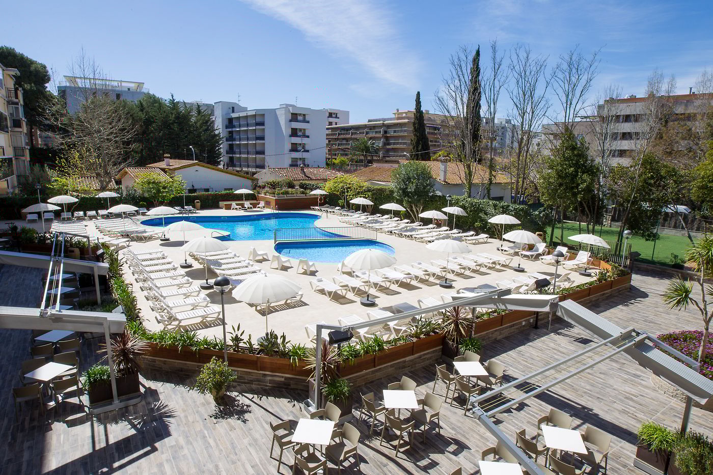 CYE-Holiday-Centre-Terrace-2
