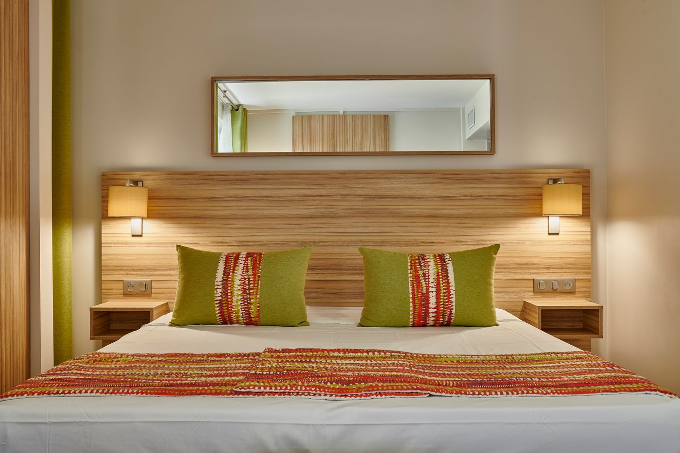 Hotel-Delcloy-Vacances-Bleues-Room-20