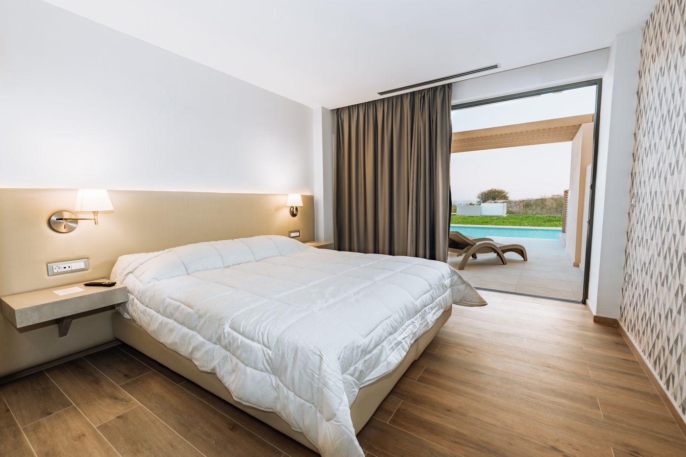 Kresten-Palace-Room-26