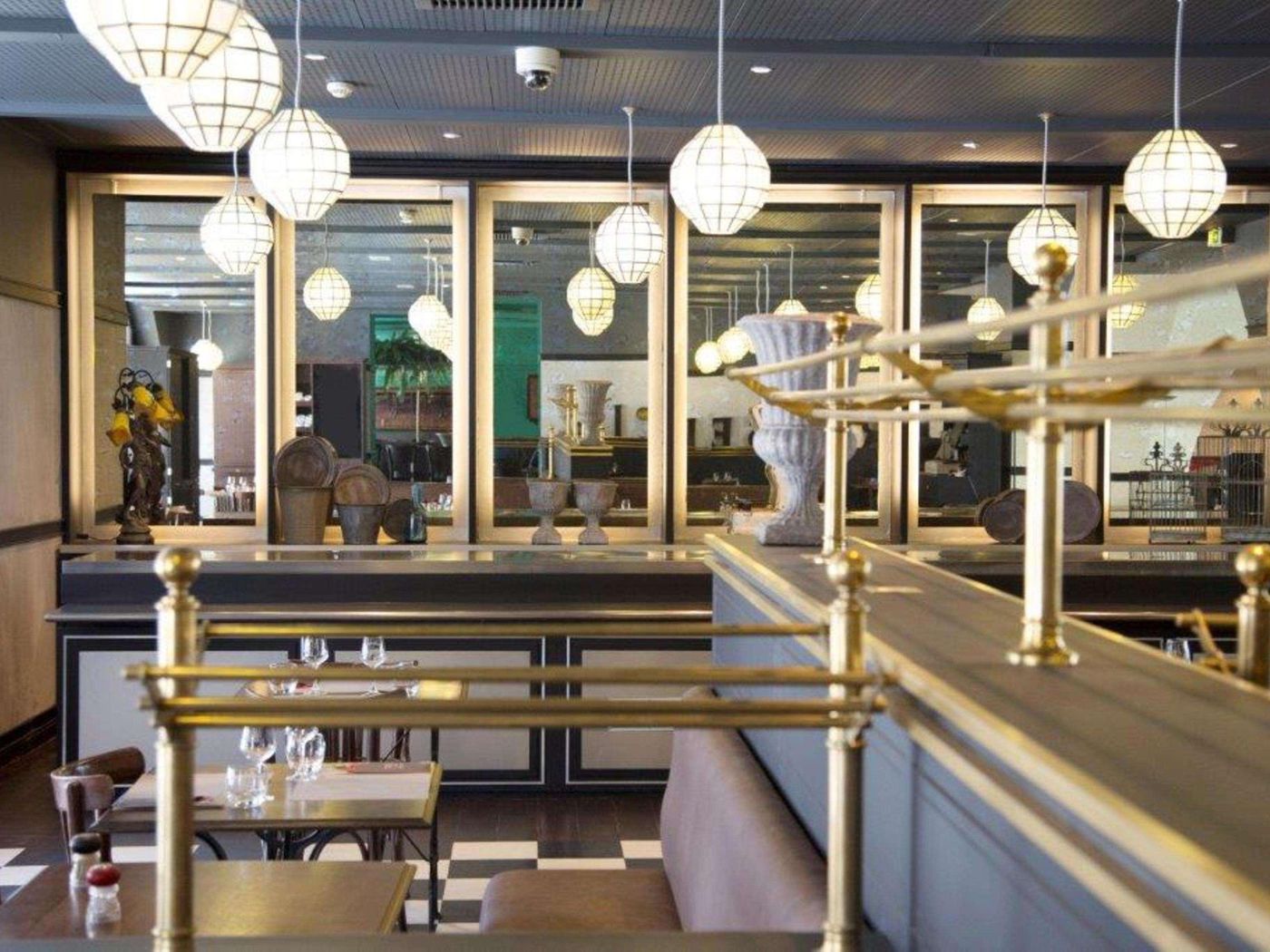 Ibis-Paris-Tour-Eiffel-Restaurant-71