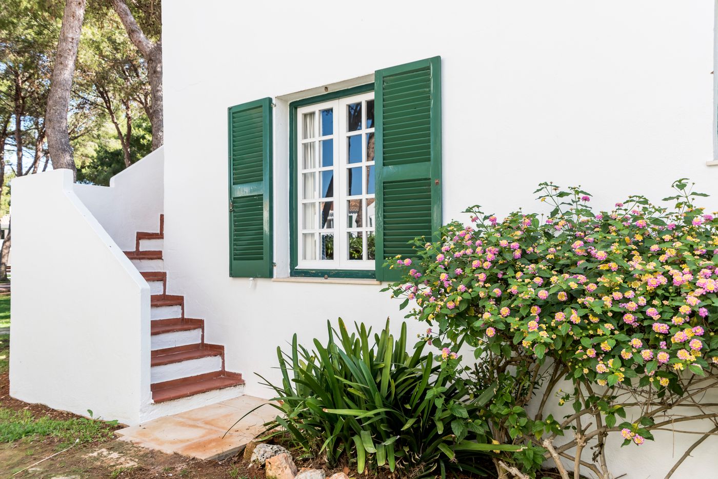 Las-Brisas-I---II-Room-18