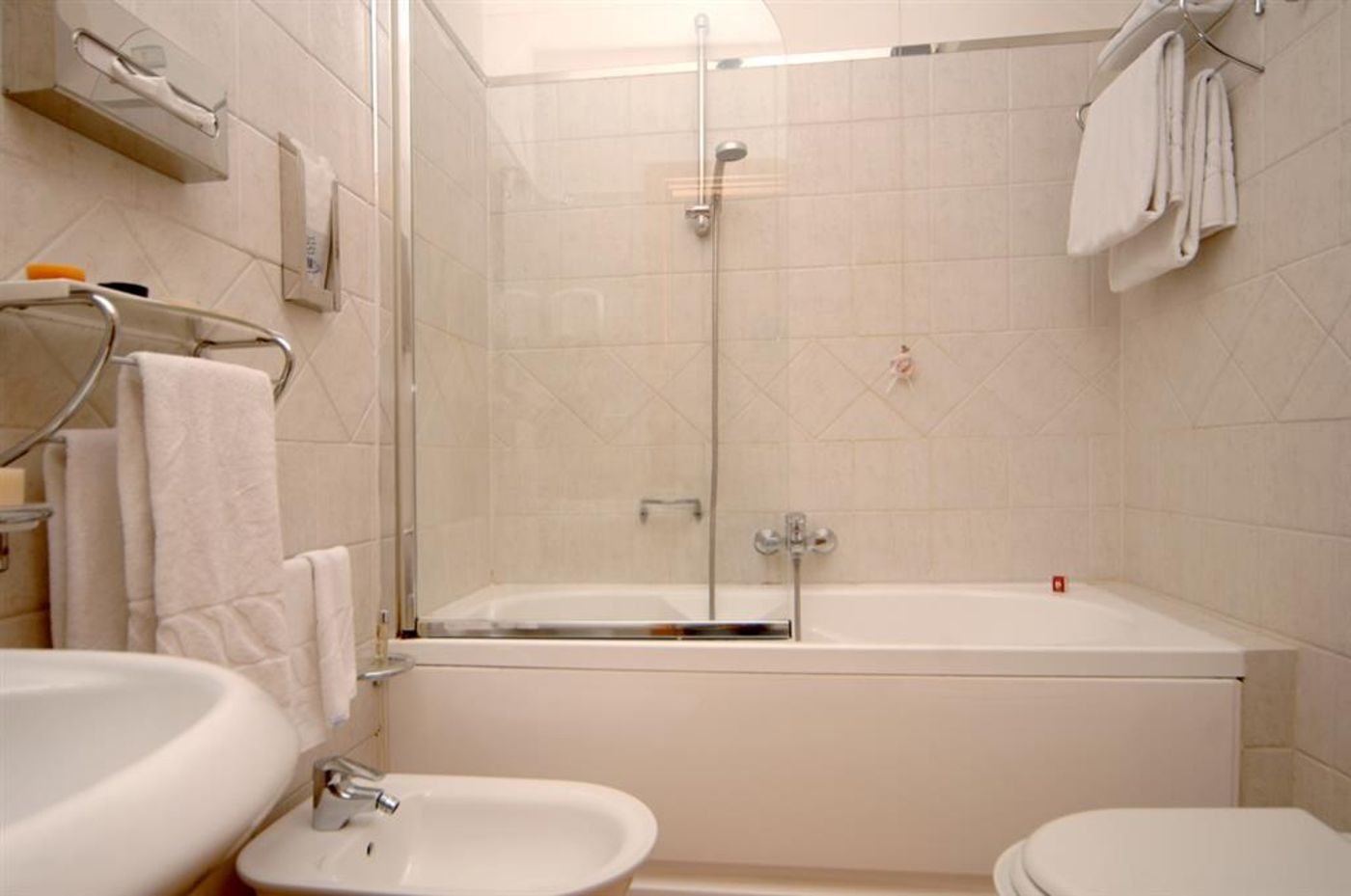 Hotel-Franklin-feel-the-sound-Room-25