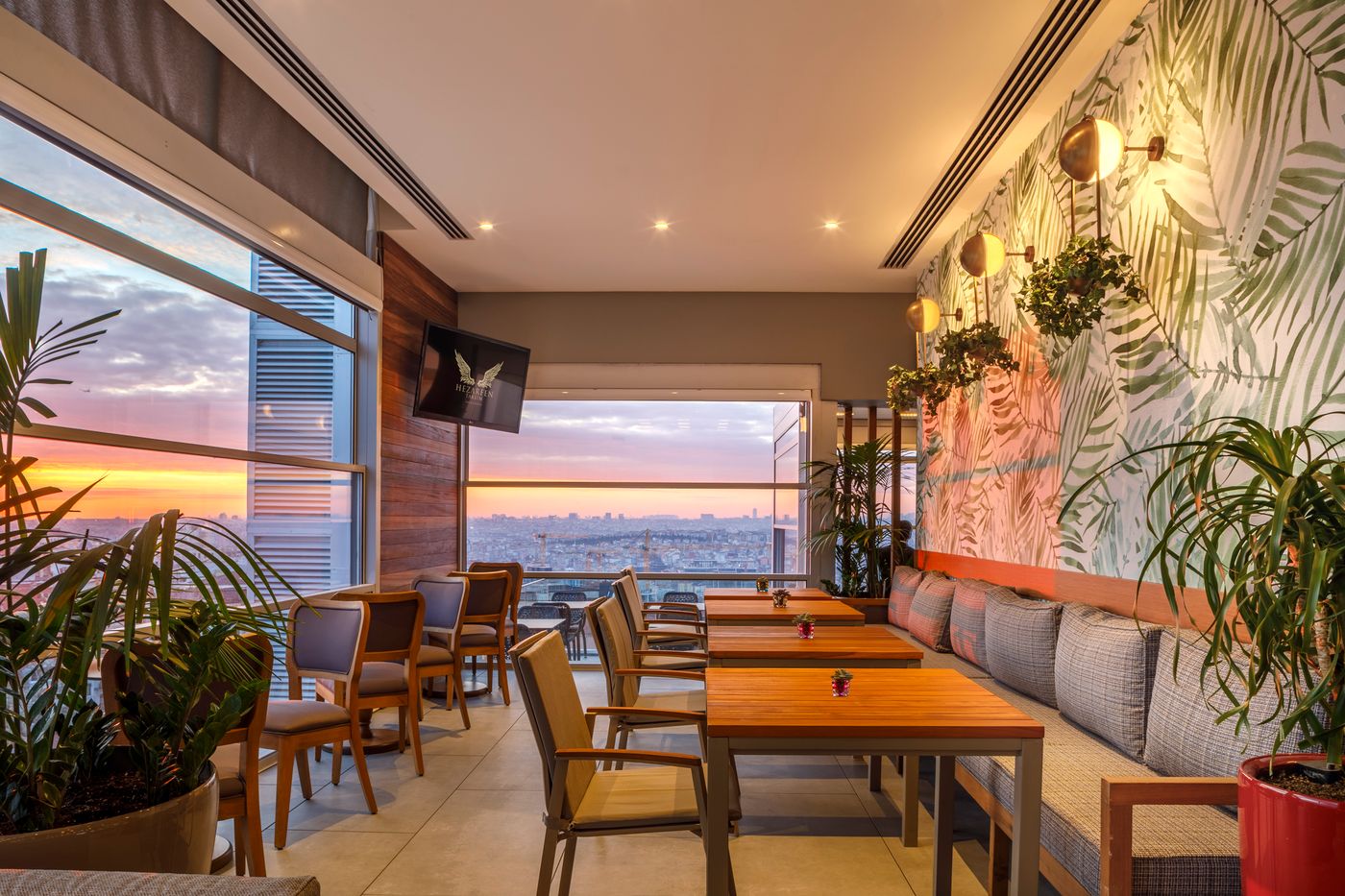 CVK-Taksim-Hotel-Istanbul-Terrace-11