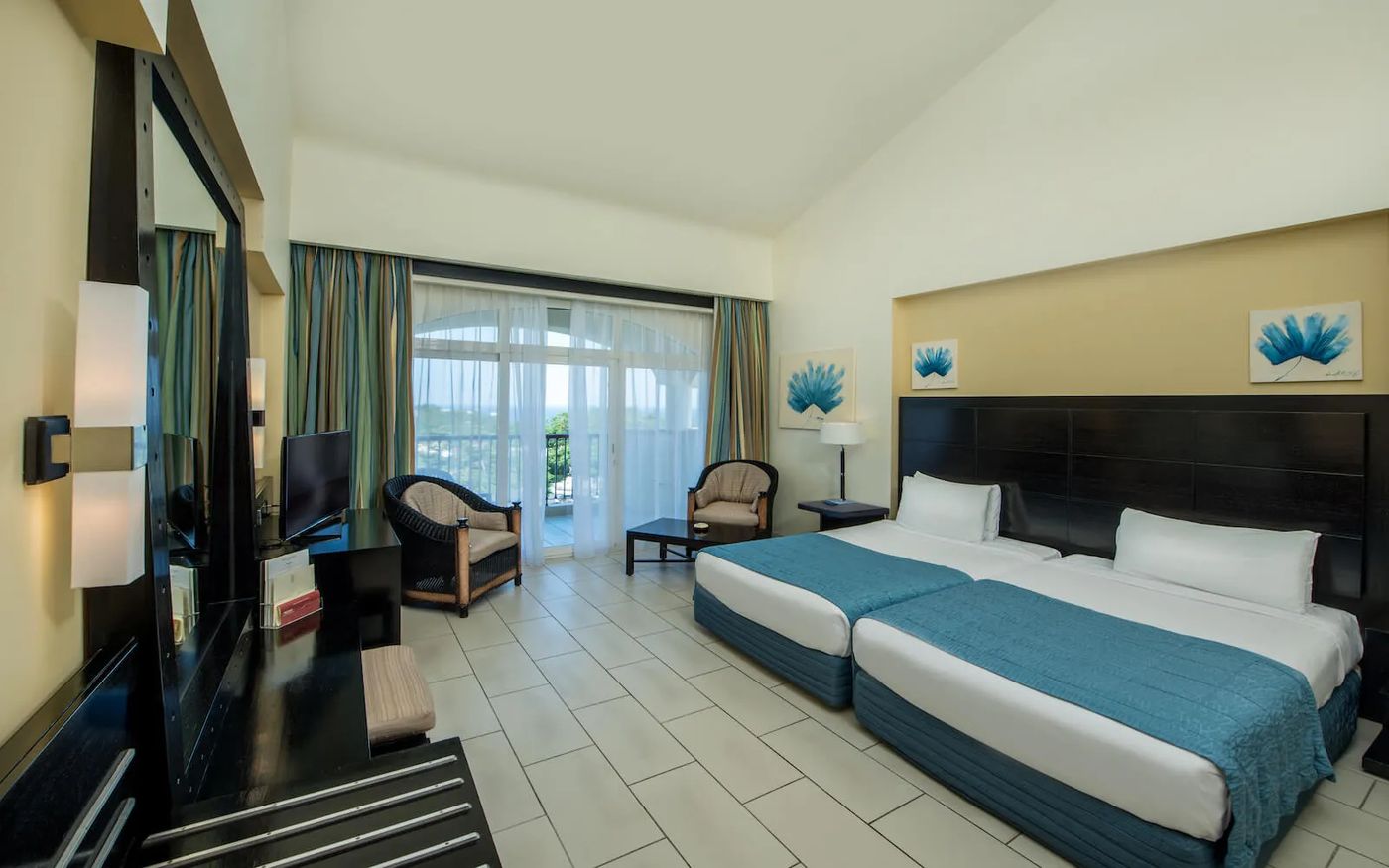 Reef Oasis Blue Bay Resort