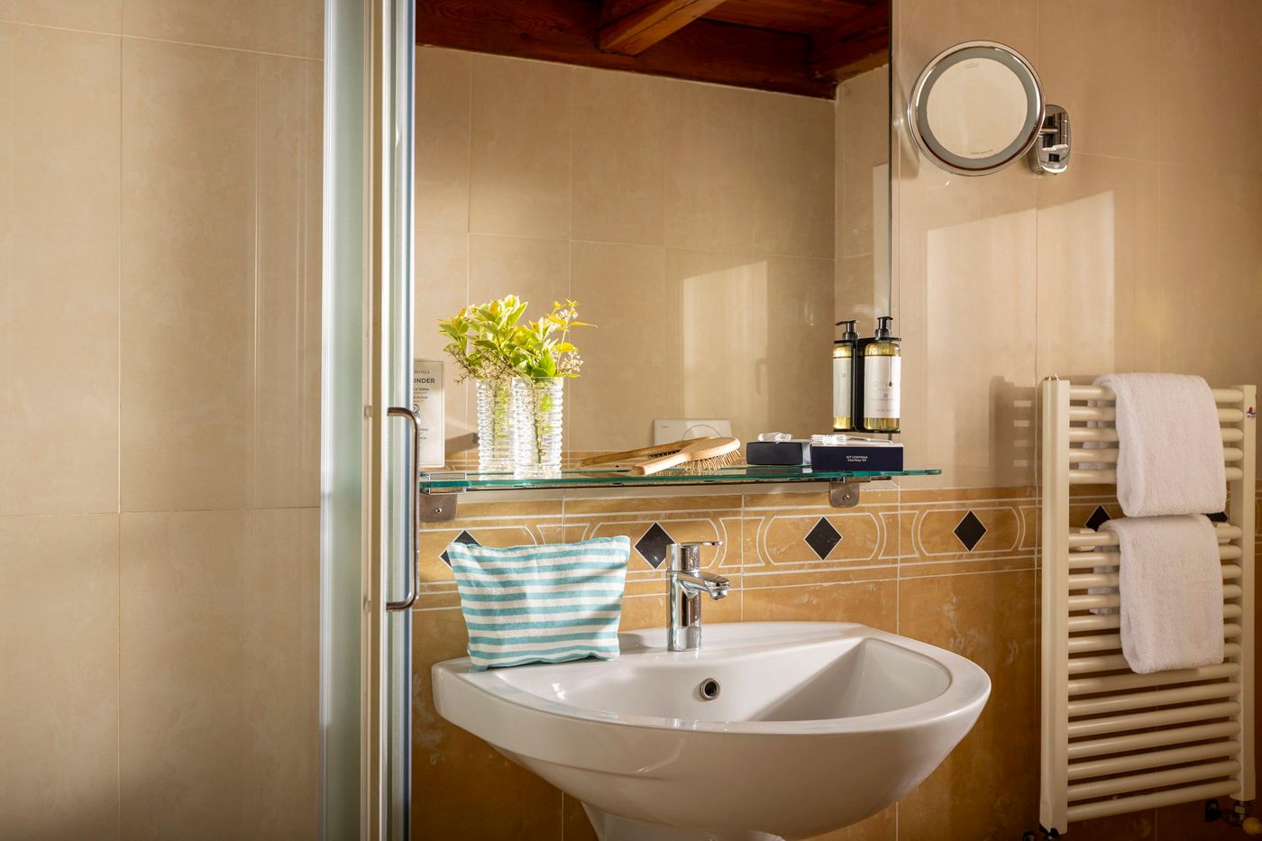 Venezia-2000-Room-50