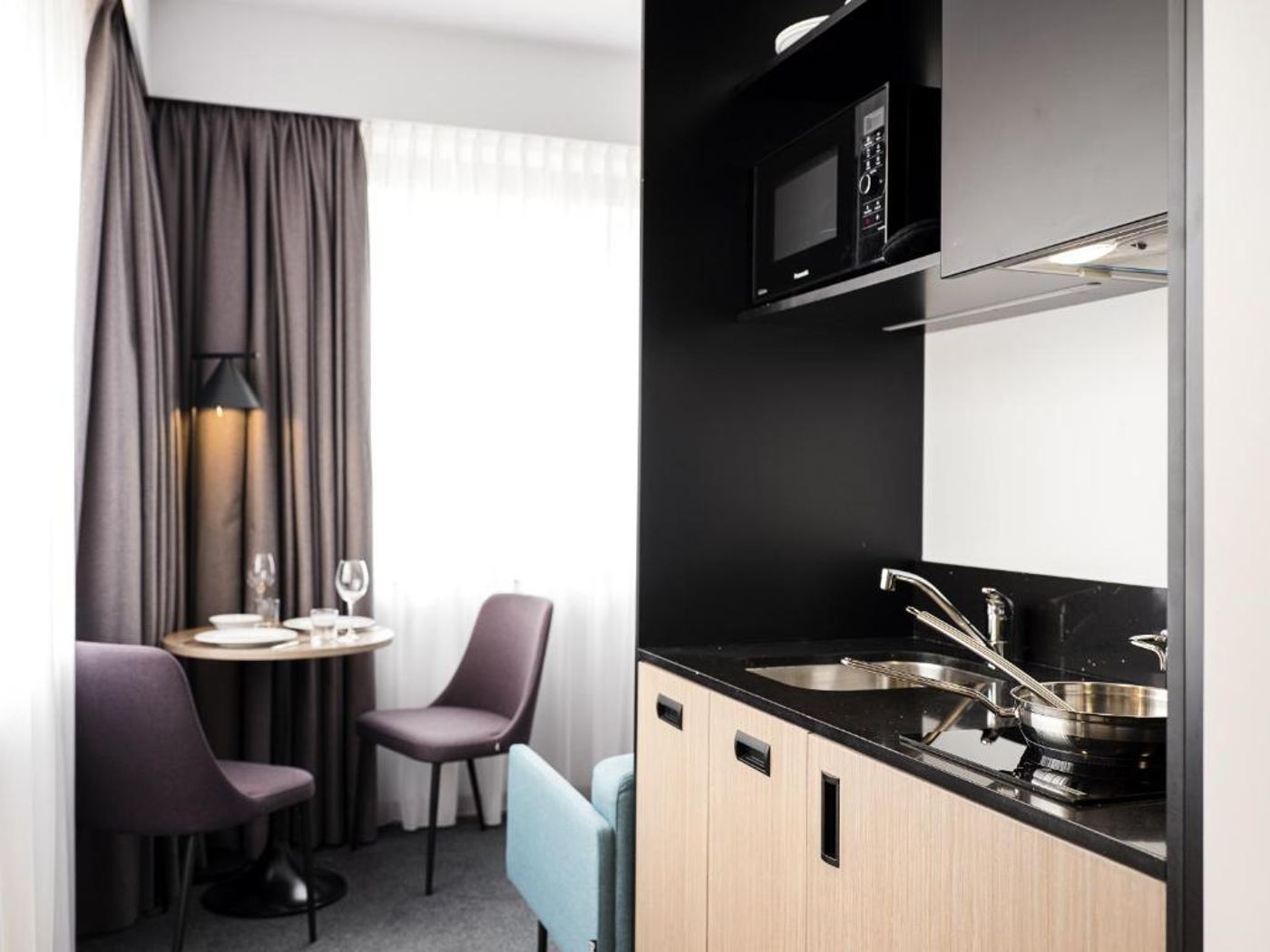Executive-Residency-by-Best-Western-Amsterdam-Airport-Room-43