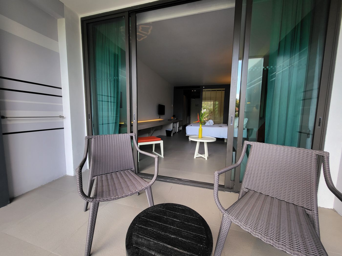 The-Yama-Hotel-Phuket-Terrace-60