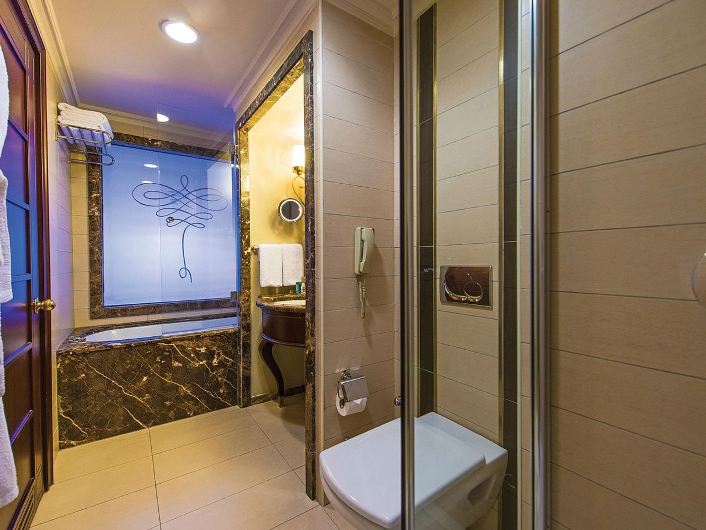 Elite World Istanbul Taksim Hotel