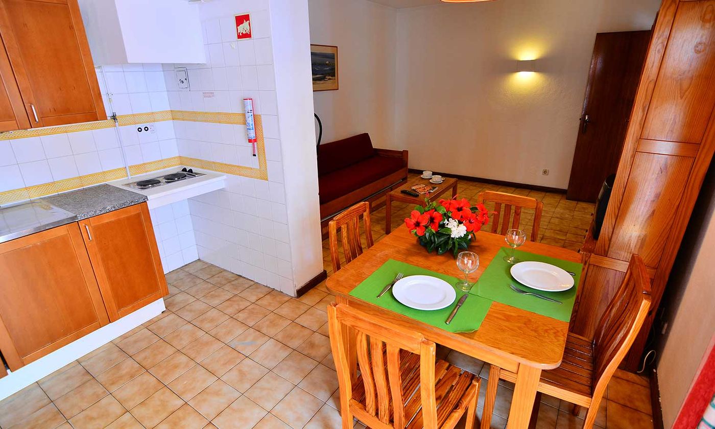 Clube-Praia-da-Rocha-Room-11