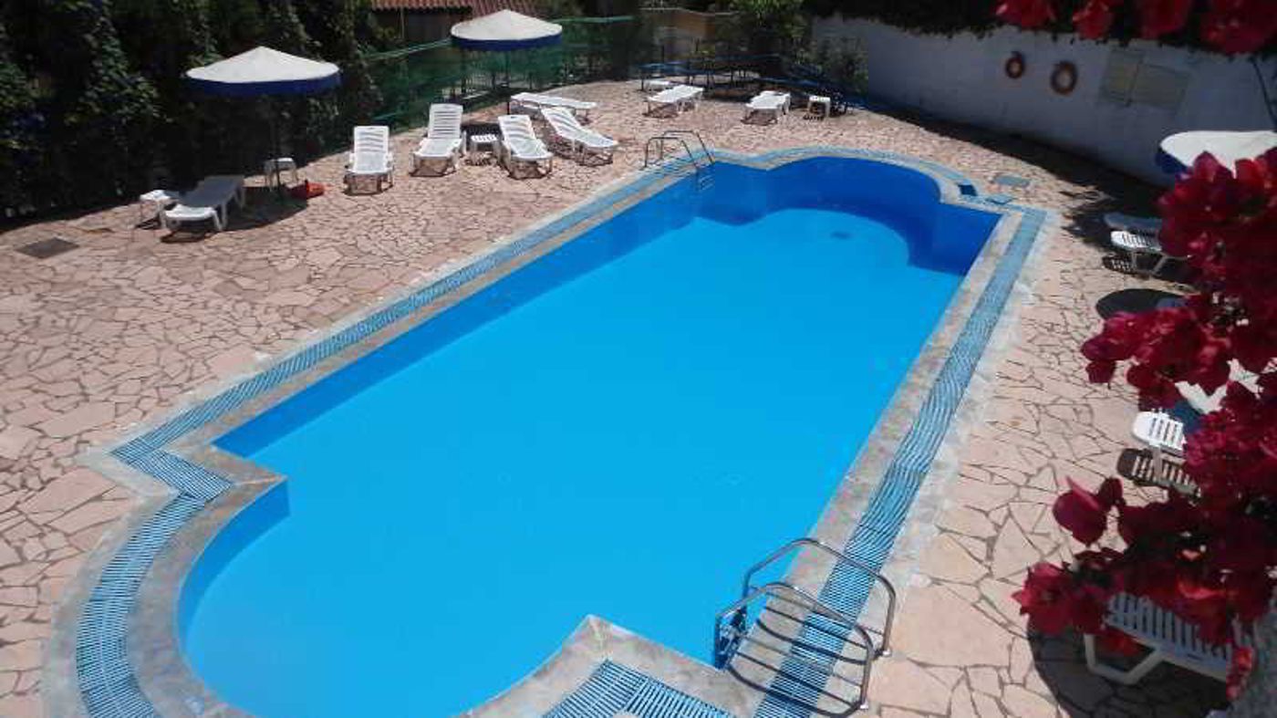Fouxia-Apartments-and-Studios-Pool-6