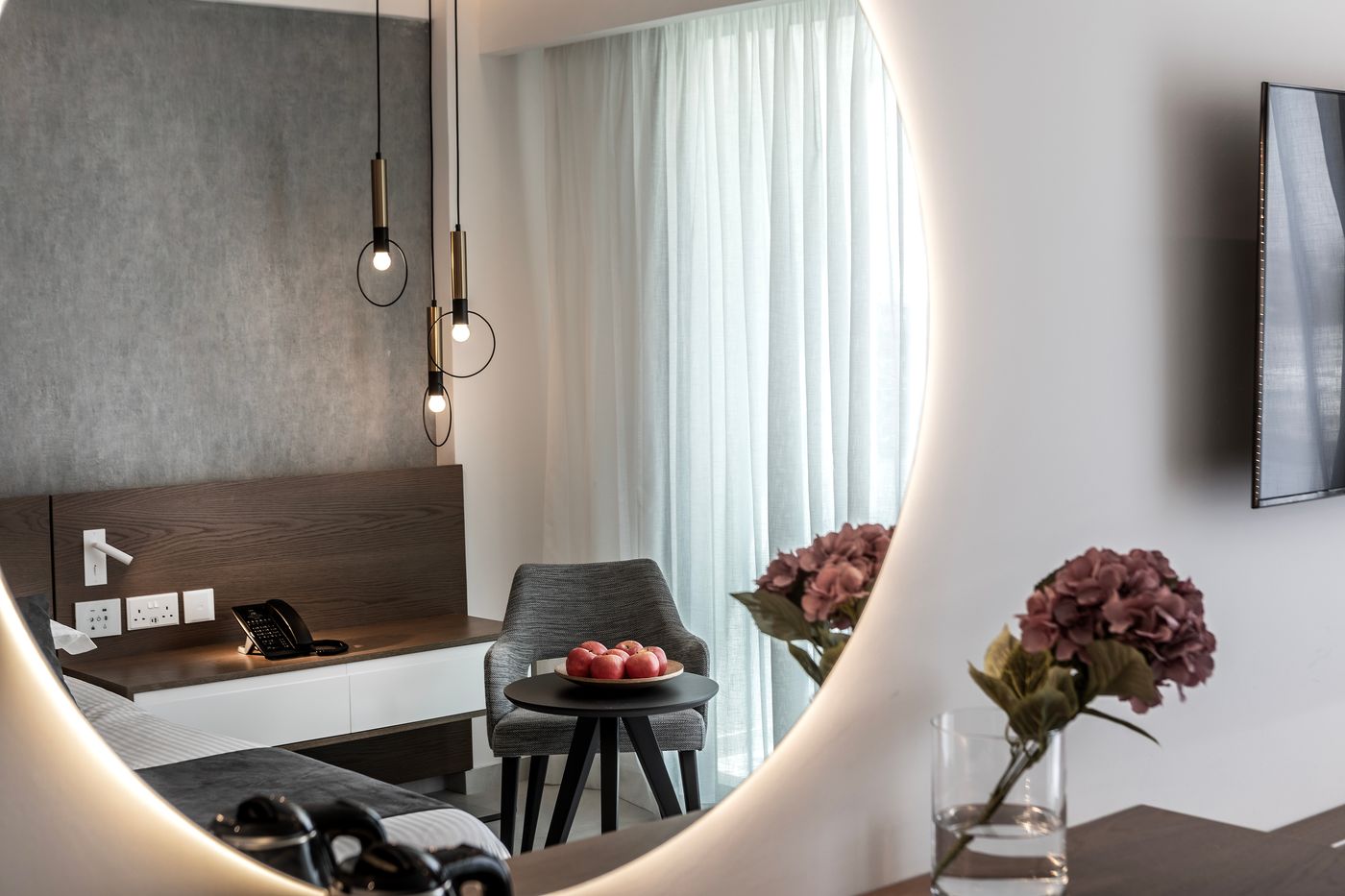 Pavlo-Napa-Hotel-Room-40