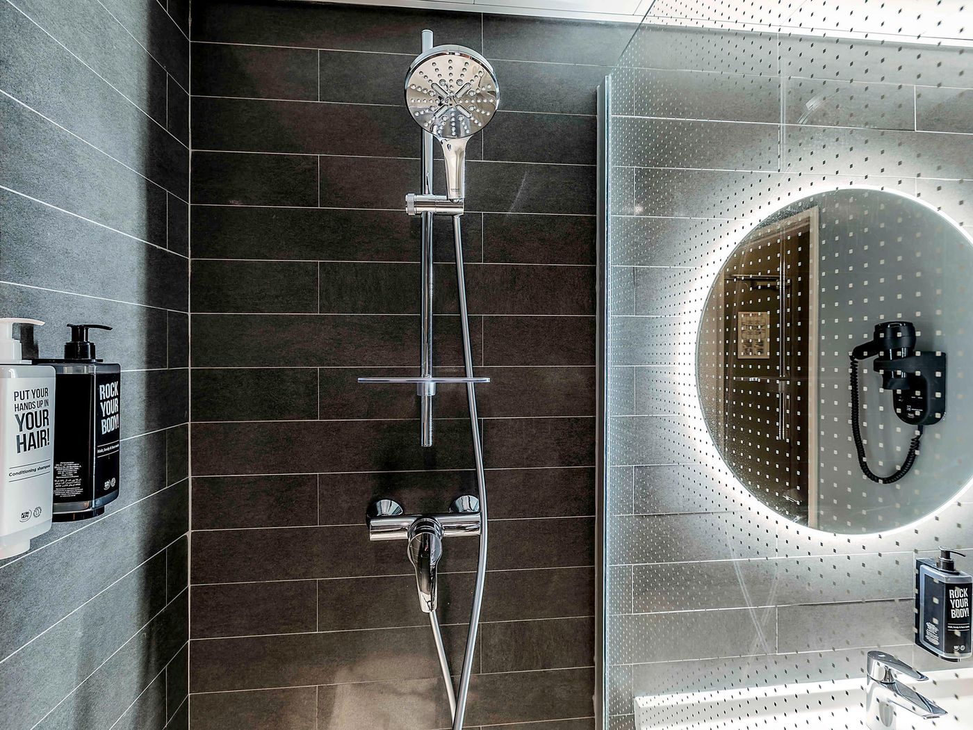 Ibis-Lisboa-Saldanha-Room-42