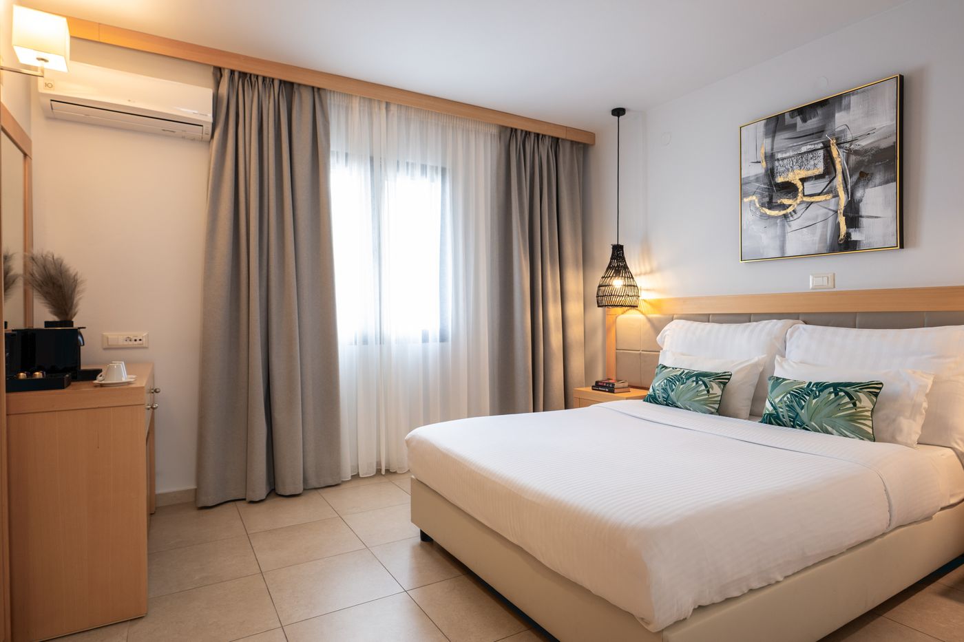 Ariadne-Beach-Room-18