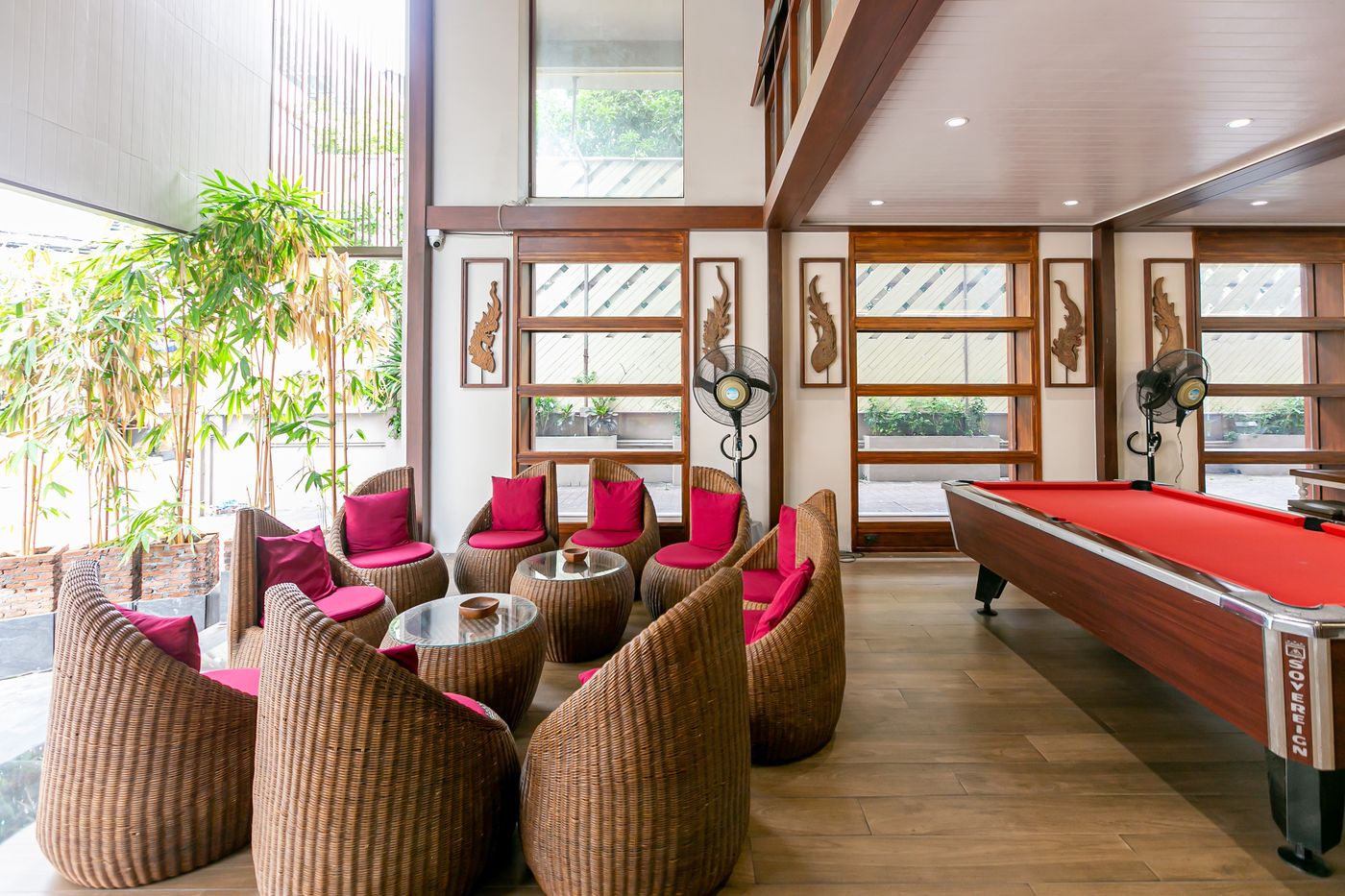 A-Sleep-Bangkok-Hotel-Sathorn-Lobby-62