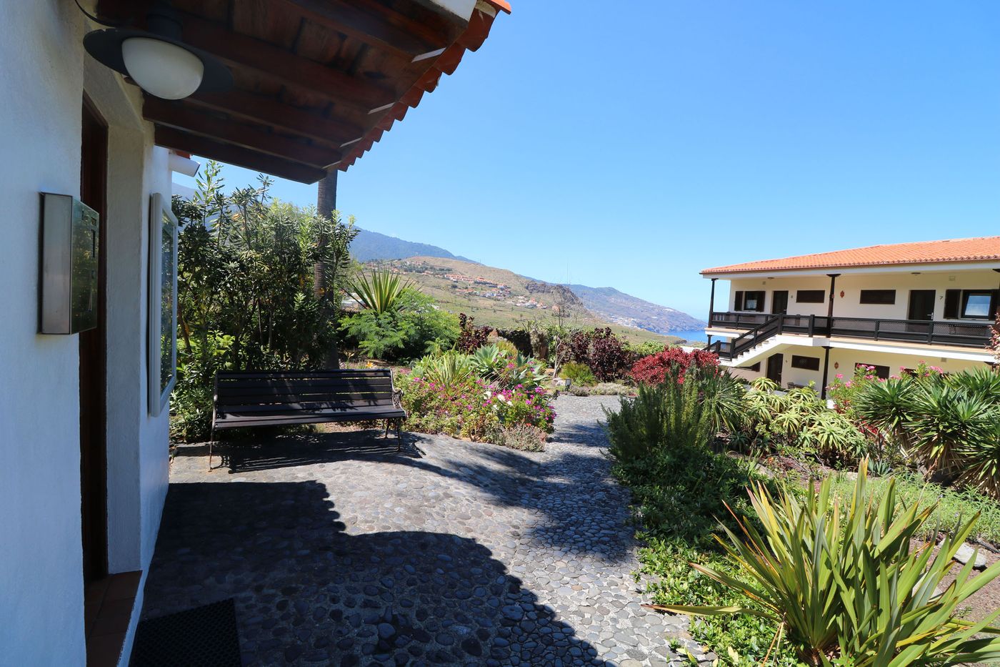 Apartamentos-Miranda-Lobby-19