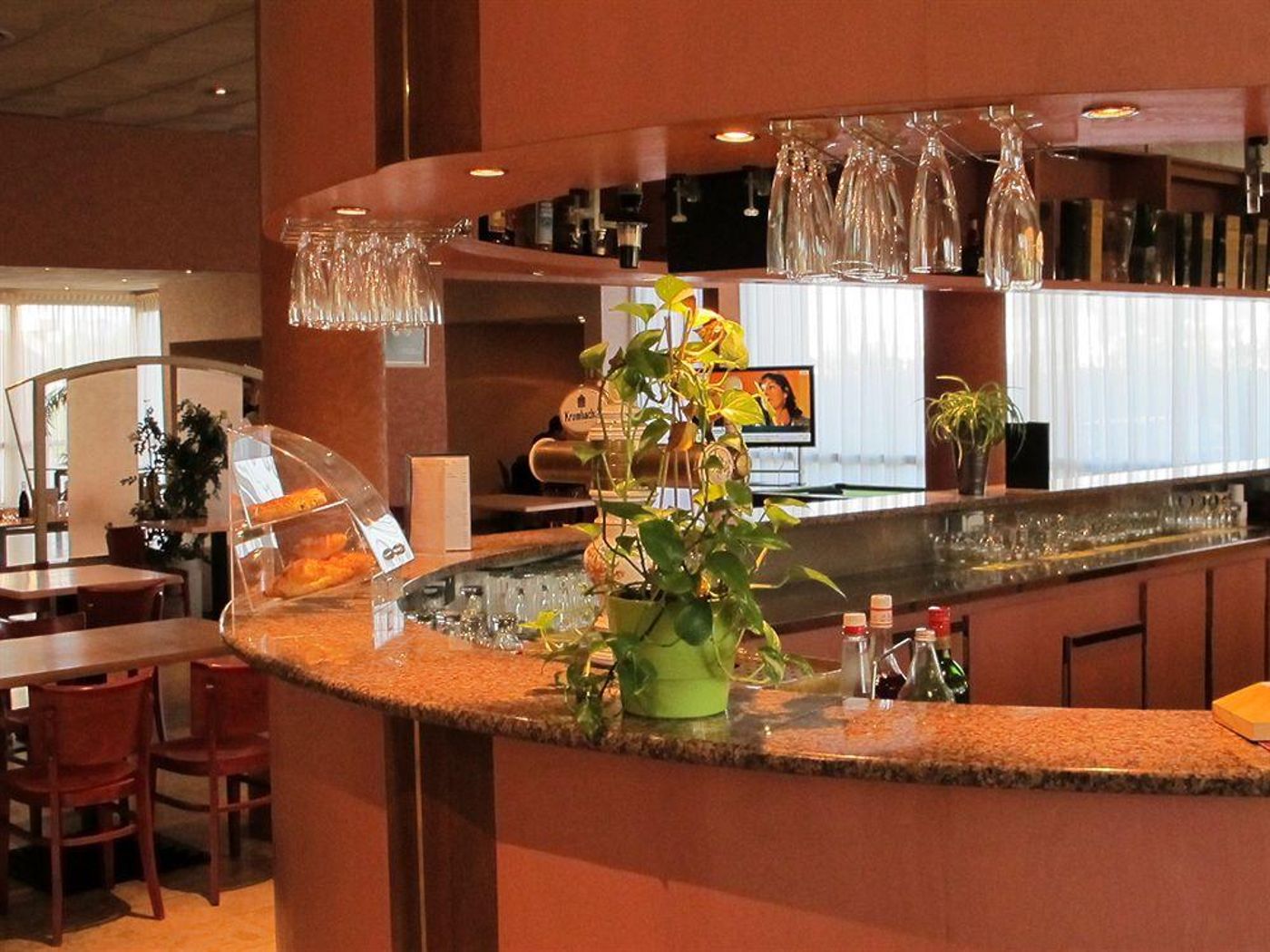 Logis Hôtel Lyon Est - Porte de l'Ain Rest. le Rel - France - Saint Maurice De Bey - General view - 3