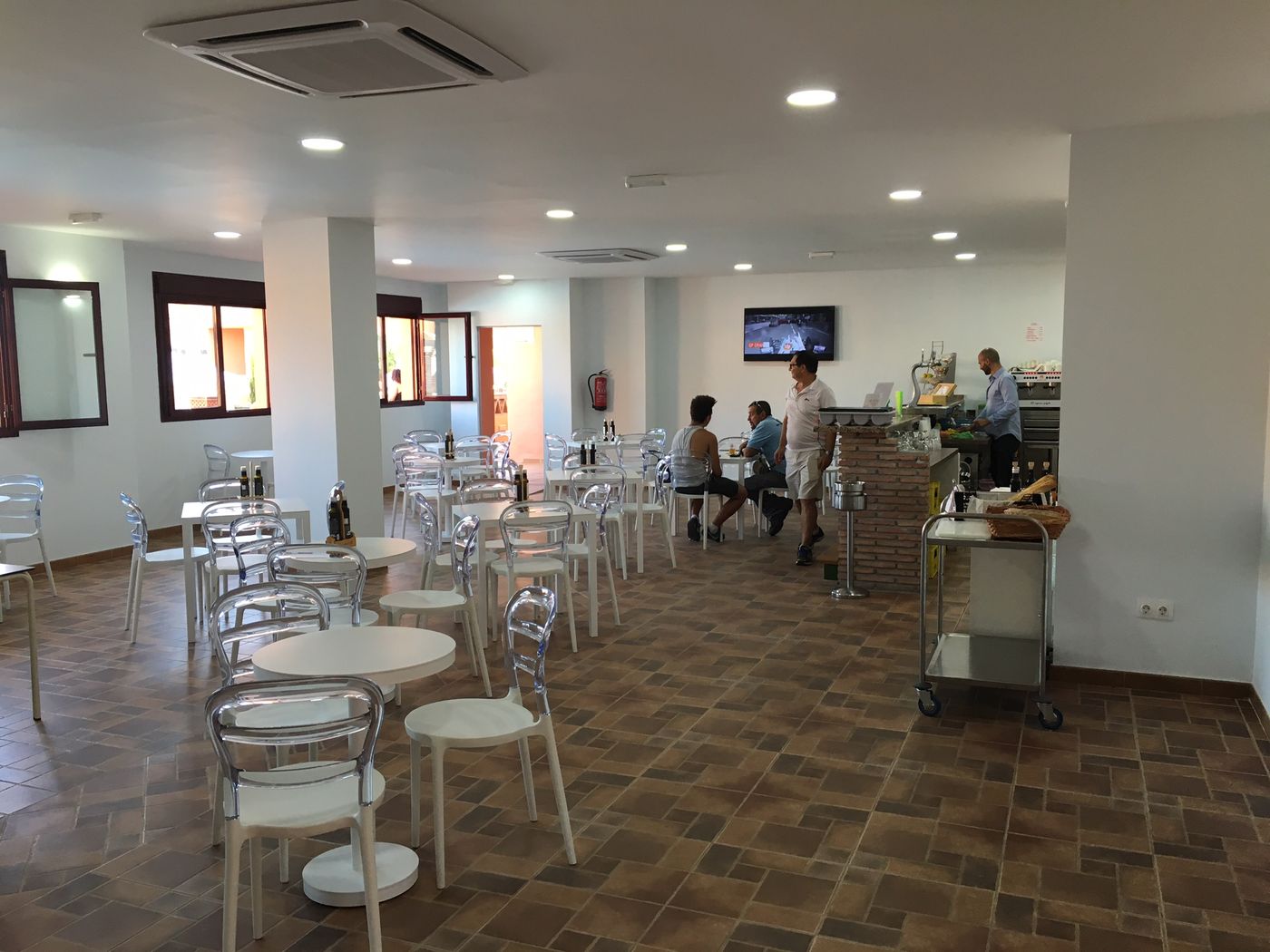 Royal-Suites-Marbella-Restaurant-40