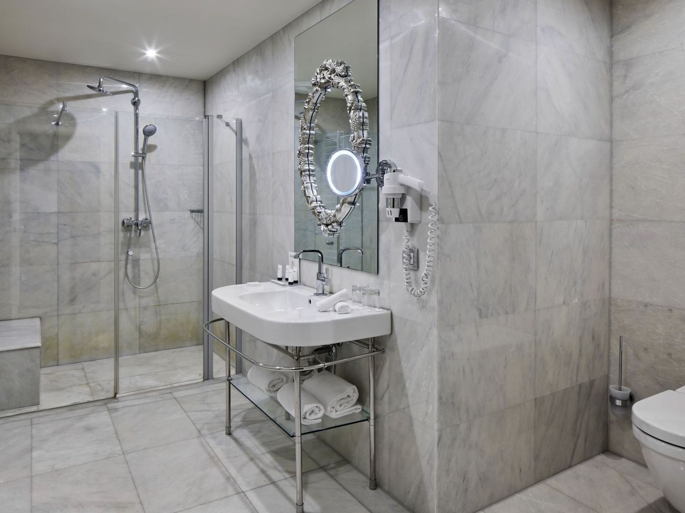 Titanic-Gendarmenmarkt-Berlin-Room-54