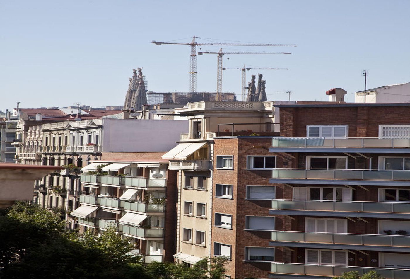 AinB Sagrada Familia Apartments-Spain-BARCELONA-General view-1