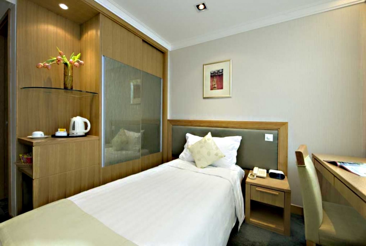 Bishop-Lei-International-House-Room-20