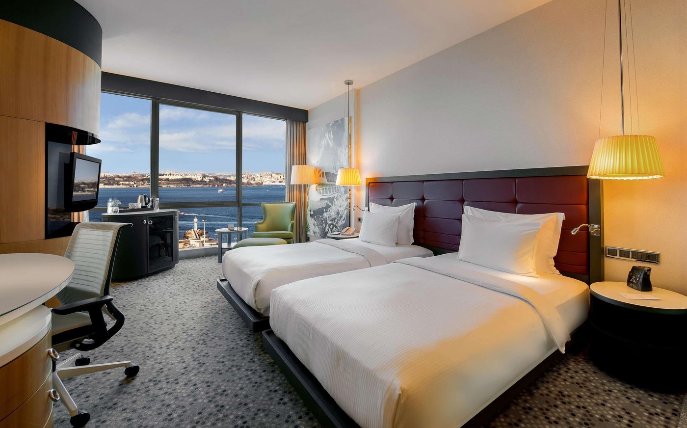 DoubleTree-by-Hilton-Hotel-Istanbul---Moda-Room-22