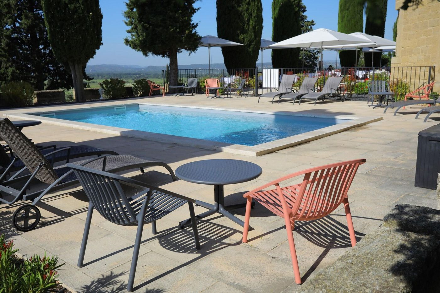 Hostellerie Du Chateau Des Fines Roches-France-CHÂTEAUNEUF-DU-PAPE-General view-9