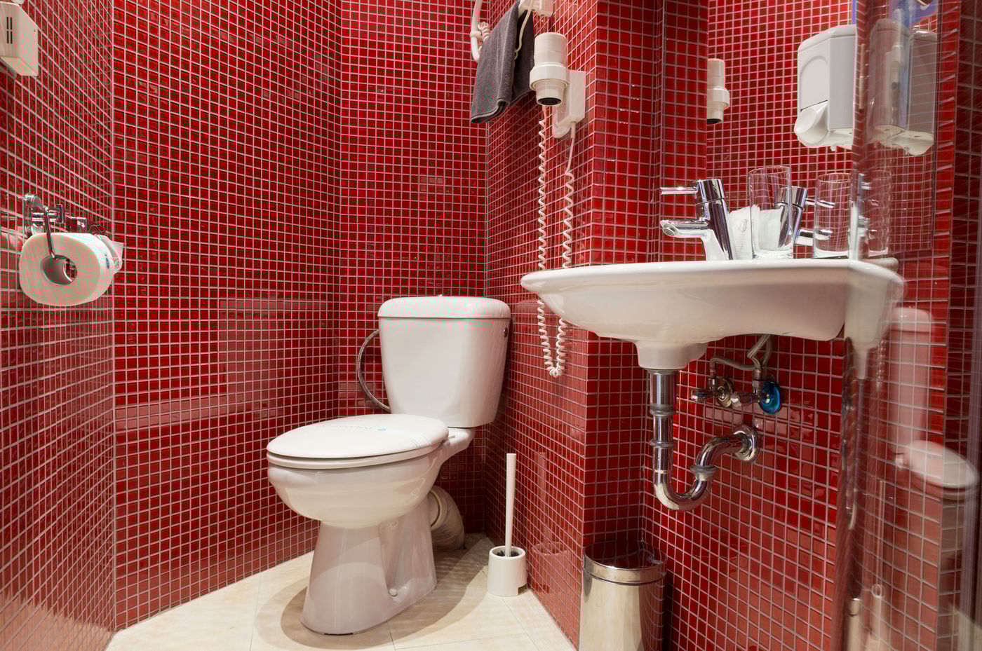 Royal-Court-Hotel-Room-27